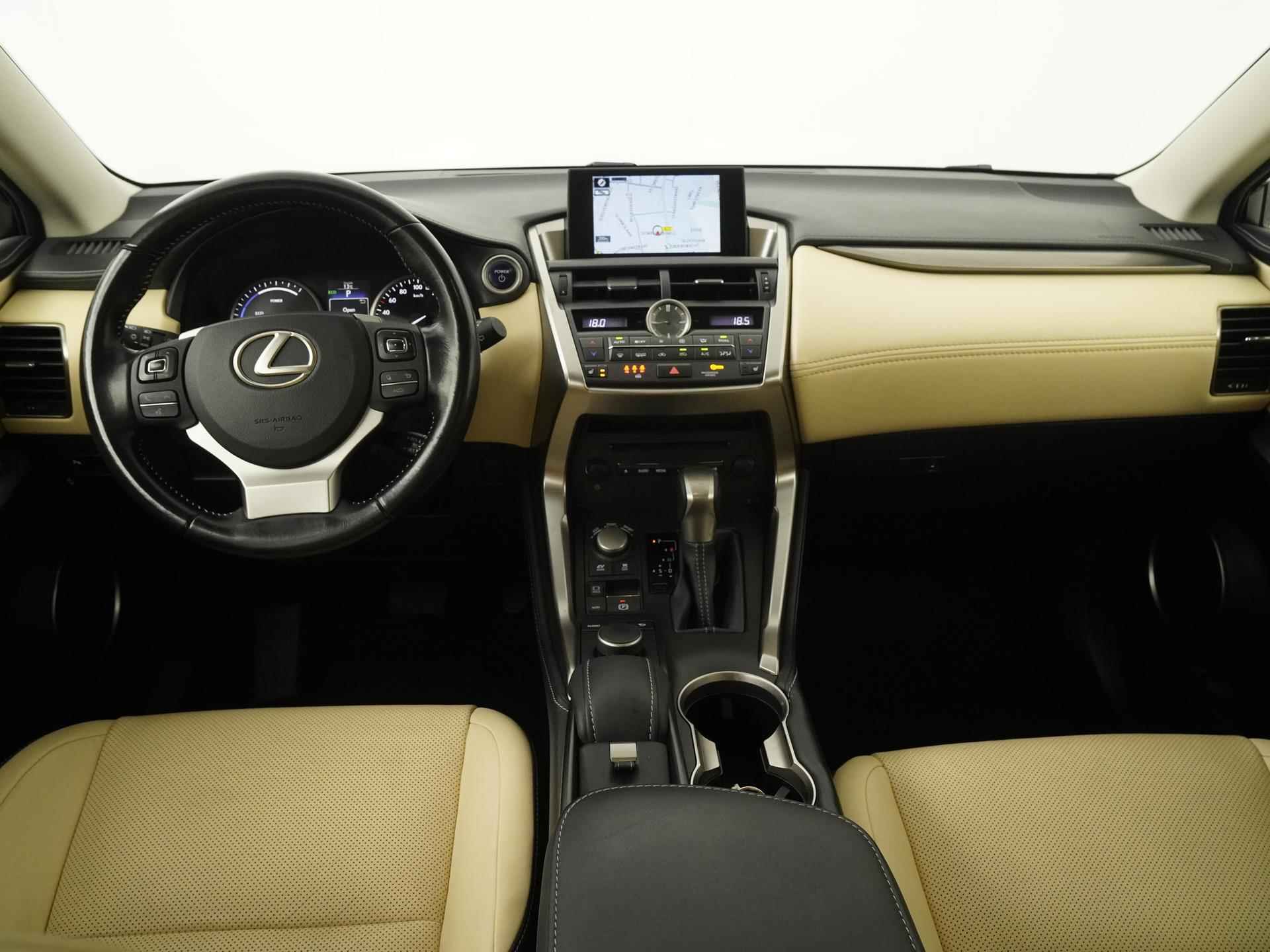 Lexus NX 300h AWD Luxury Line | Camera | Leder | Elek. Achterklep | Zondag Open! - 5/38