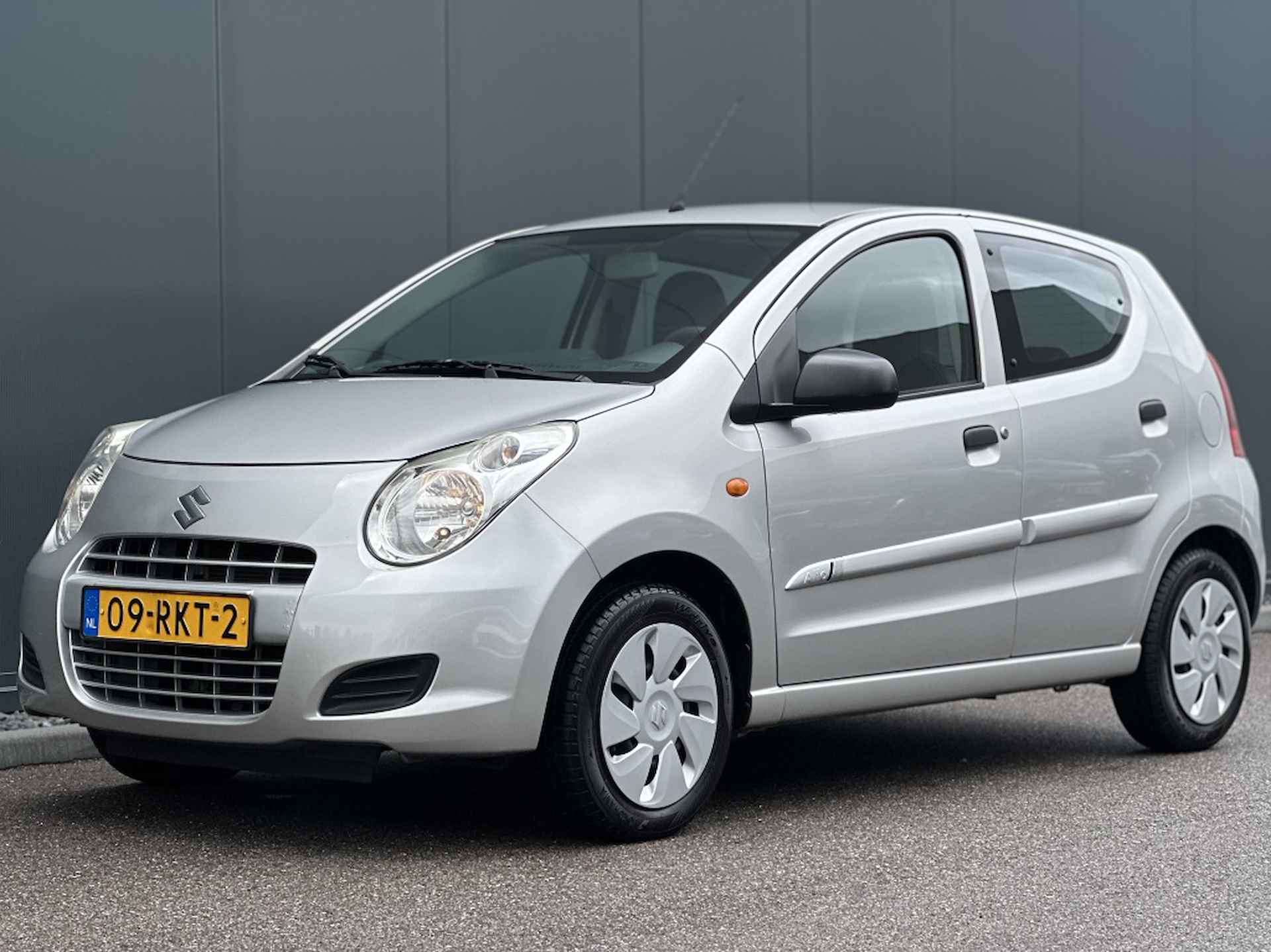 Suzuki Alto 1.0 Silver-line - 10/21