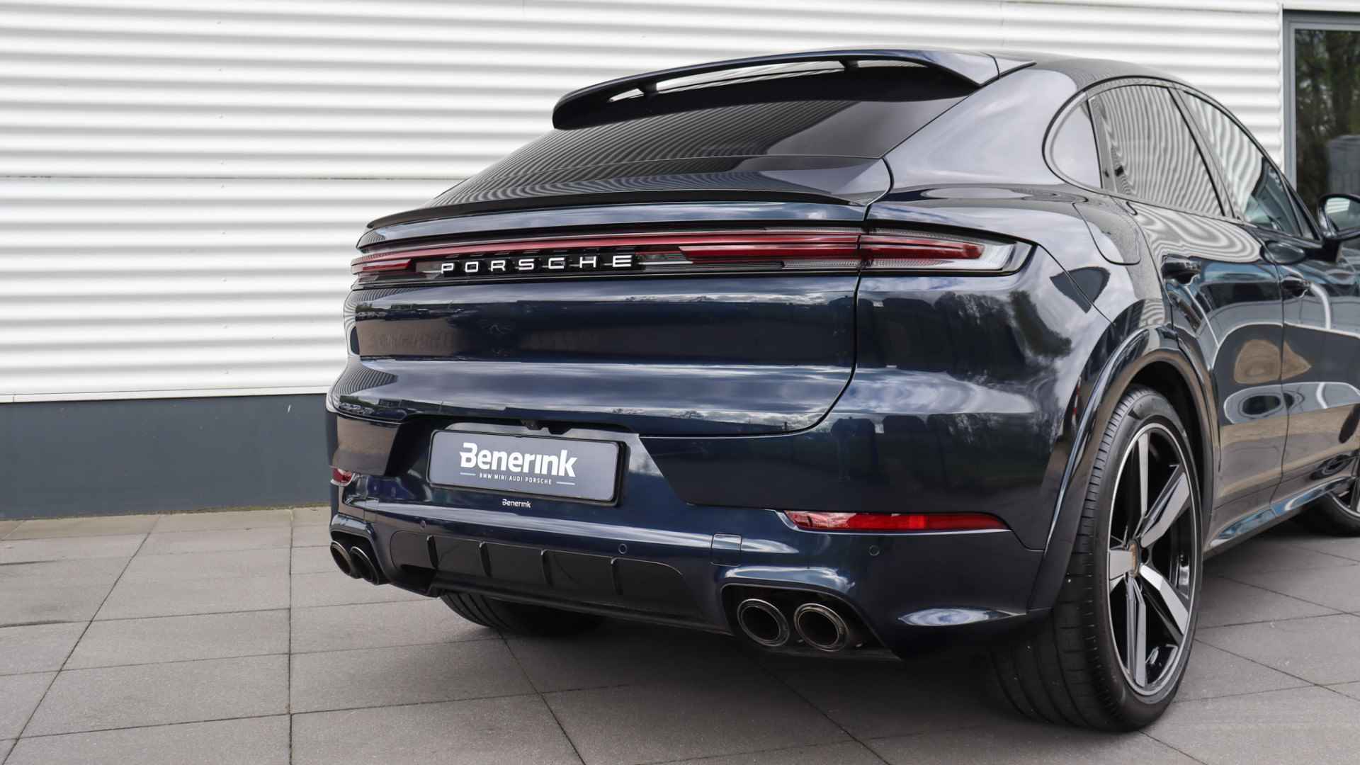 Porsche Cayenne Coupé 3.0 E-Hybrid Facelift | SportDesign | Burmester 3D | Head-up | Achterasbesturing | Sportuitlaat | Trekhaak | Bijrijdersdisplay - 27/40