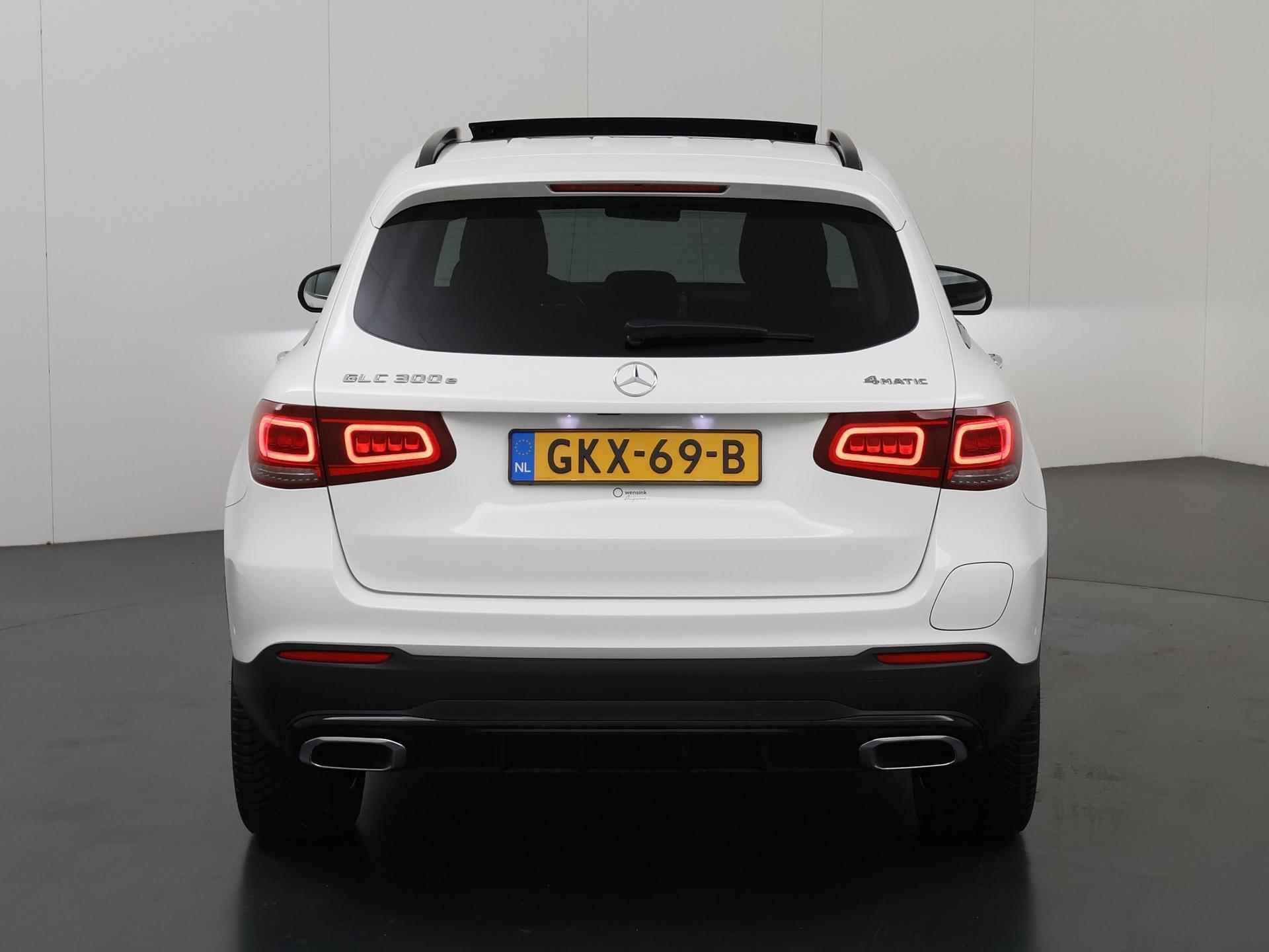 Mercedes-Benz GLC-klasse 300e 4MATIC Premium Plus | Panoramadak | Burmester Sound | Parkeercamera 360° | Sfeerverlichting | Keyless Go | DAB | - 5/50