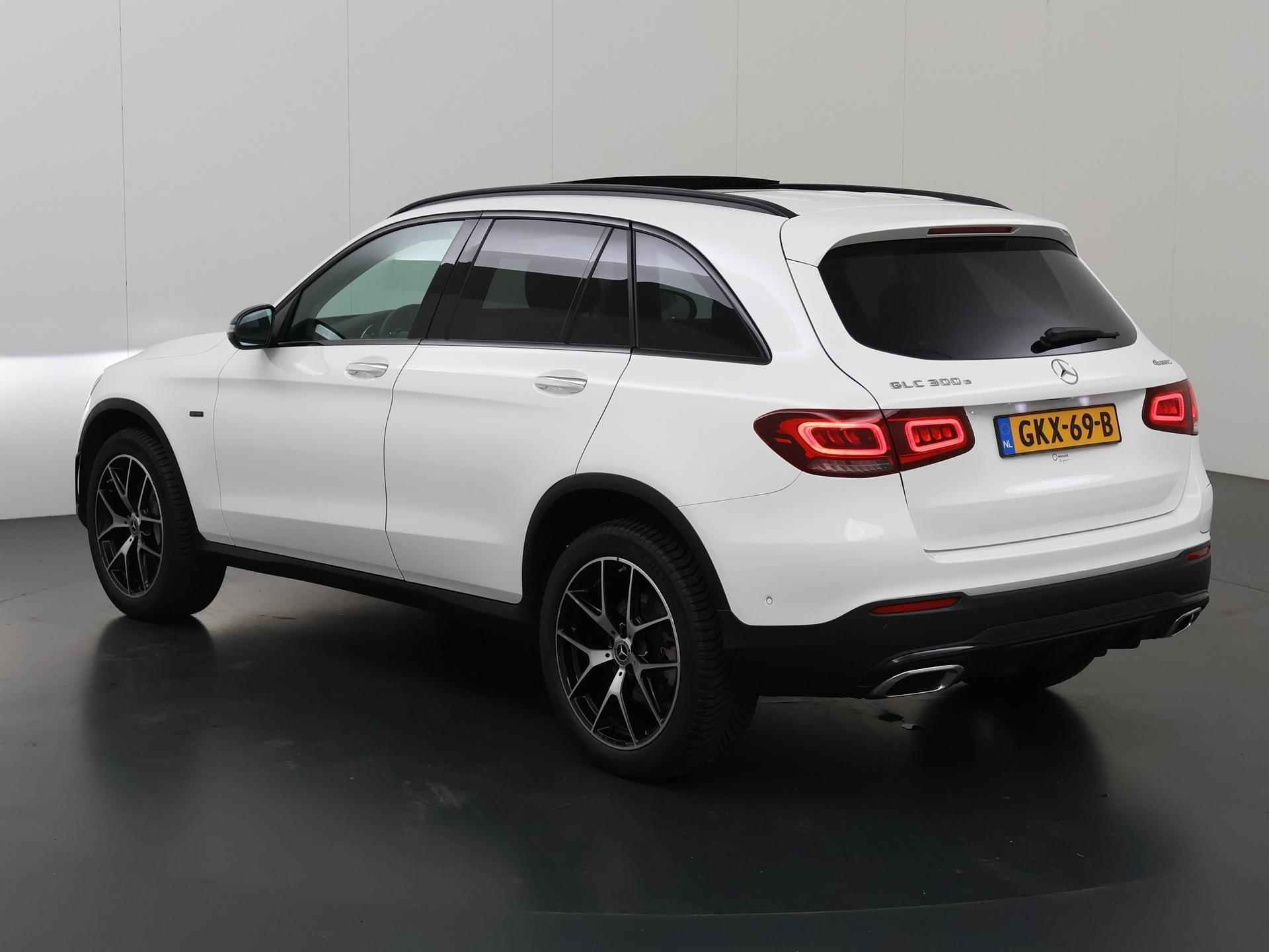 Mercedes-Benz GLC-klasse 300e 4MATIC Premium Plus | Panoramadak | Burmester Sound | Parkeercamera 360° | Sfeerverlichting | Keyless Go | DAB | - 23/50