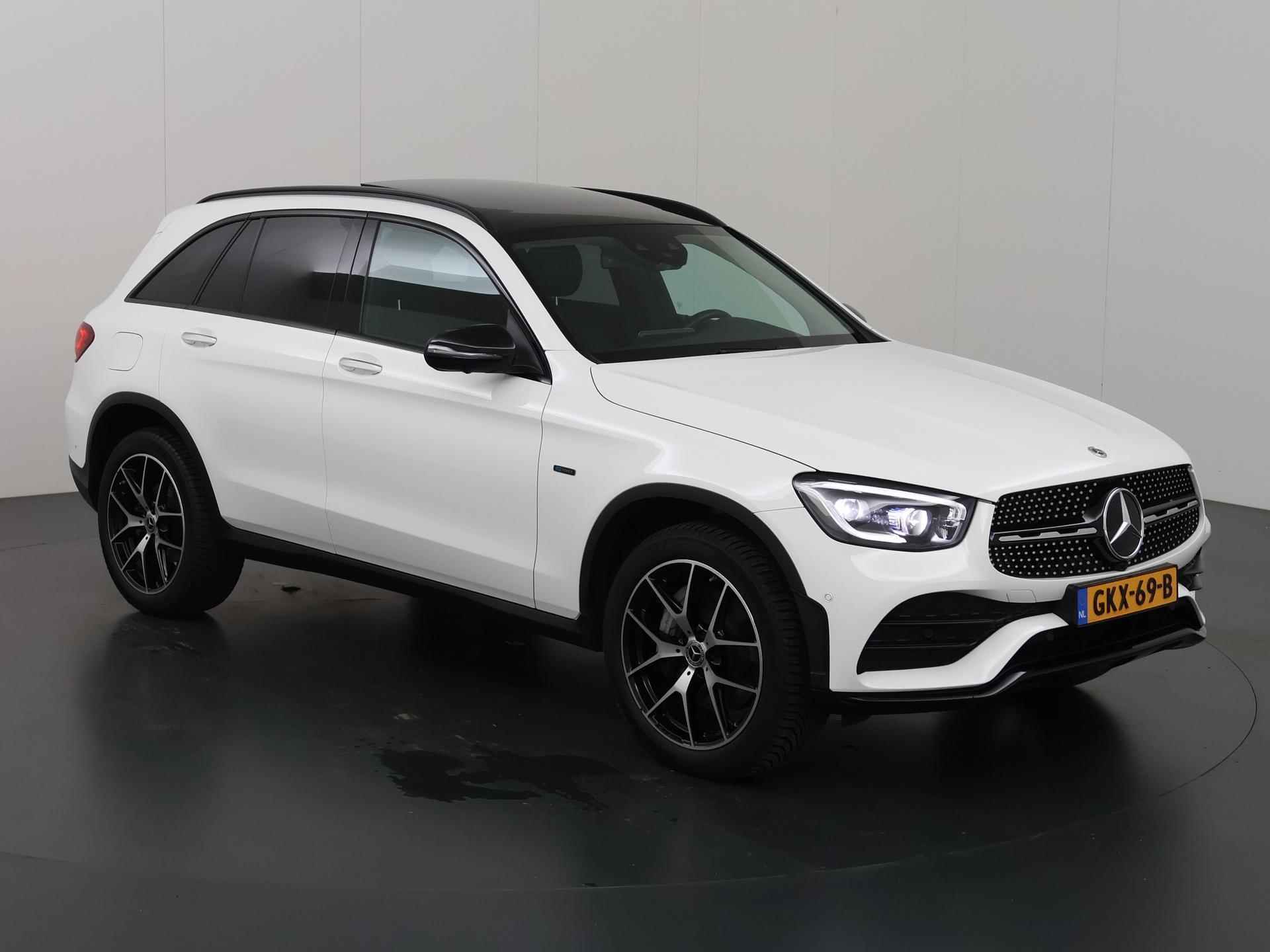 Mercedes-Benz GLC-klasse 300e 4MATIC Premium Plus | Panoramadak | Burmester Sound | Parkeercamera 360° | Sfeerverlichting | Keyless Go | DAB | - 24/50