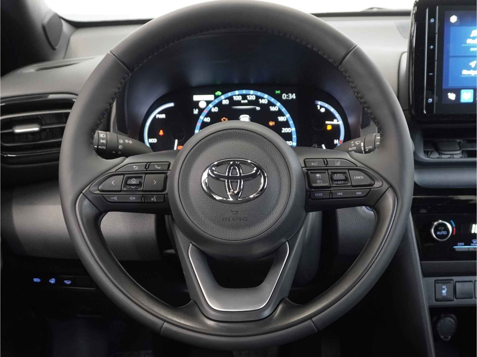 Toyota Yaris Cross 1.5 Hybrid Dynamic Team D | Safety Pack | Smart Connect | Winter Pakket | PDC V+A | Stuur- Stoelverwarming | Rijklaarprijs - 14/33