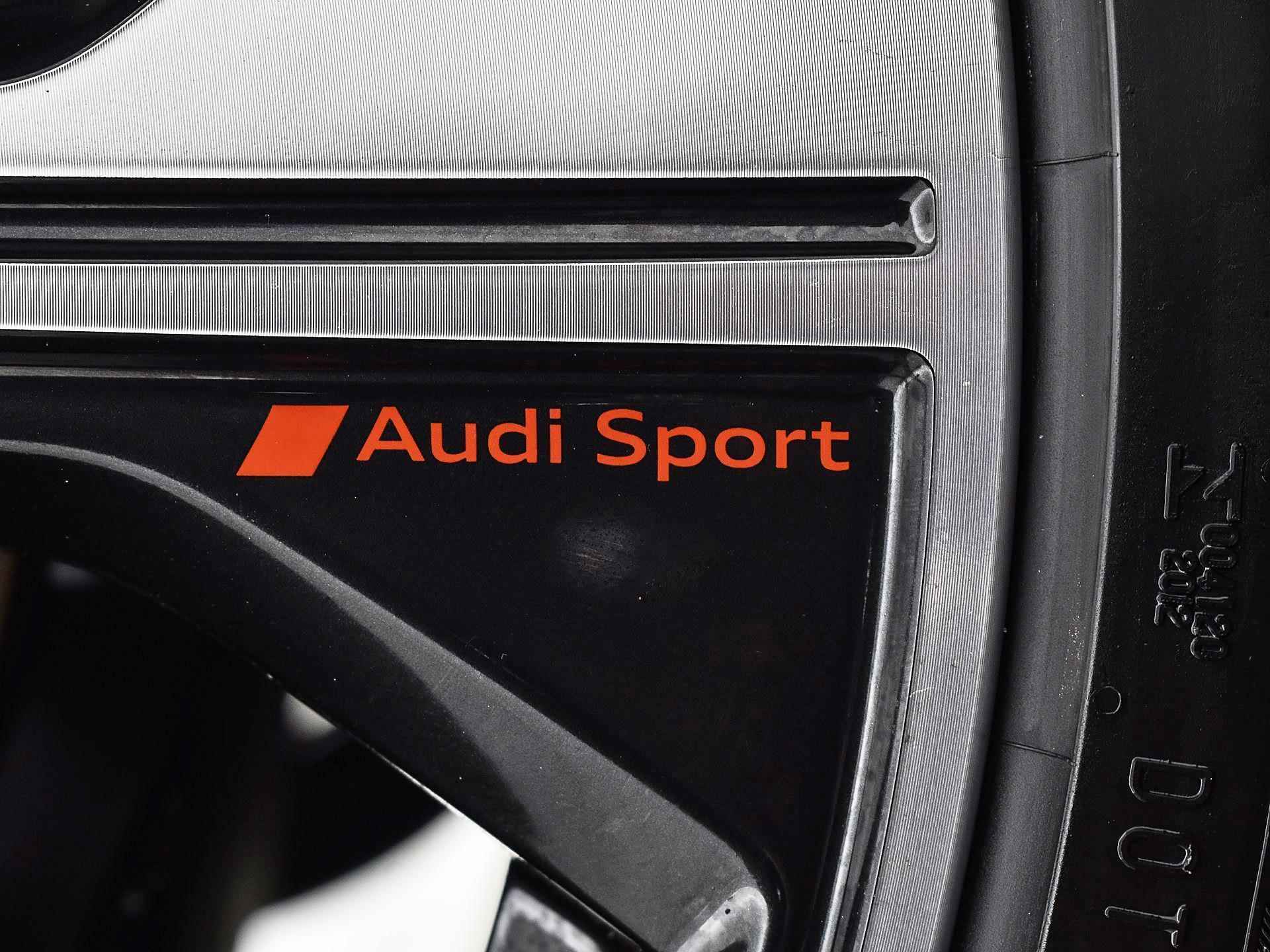 Audi Q5 Sportback S Edition 55 TFSI e 270 kW / 367 pk Sportback 7 ve · MEGA Sale - 7/40