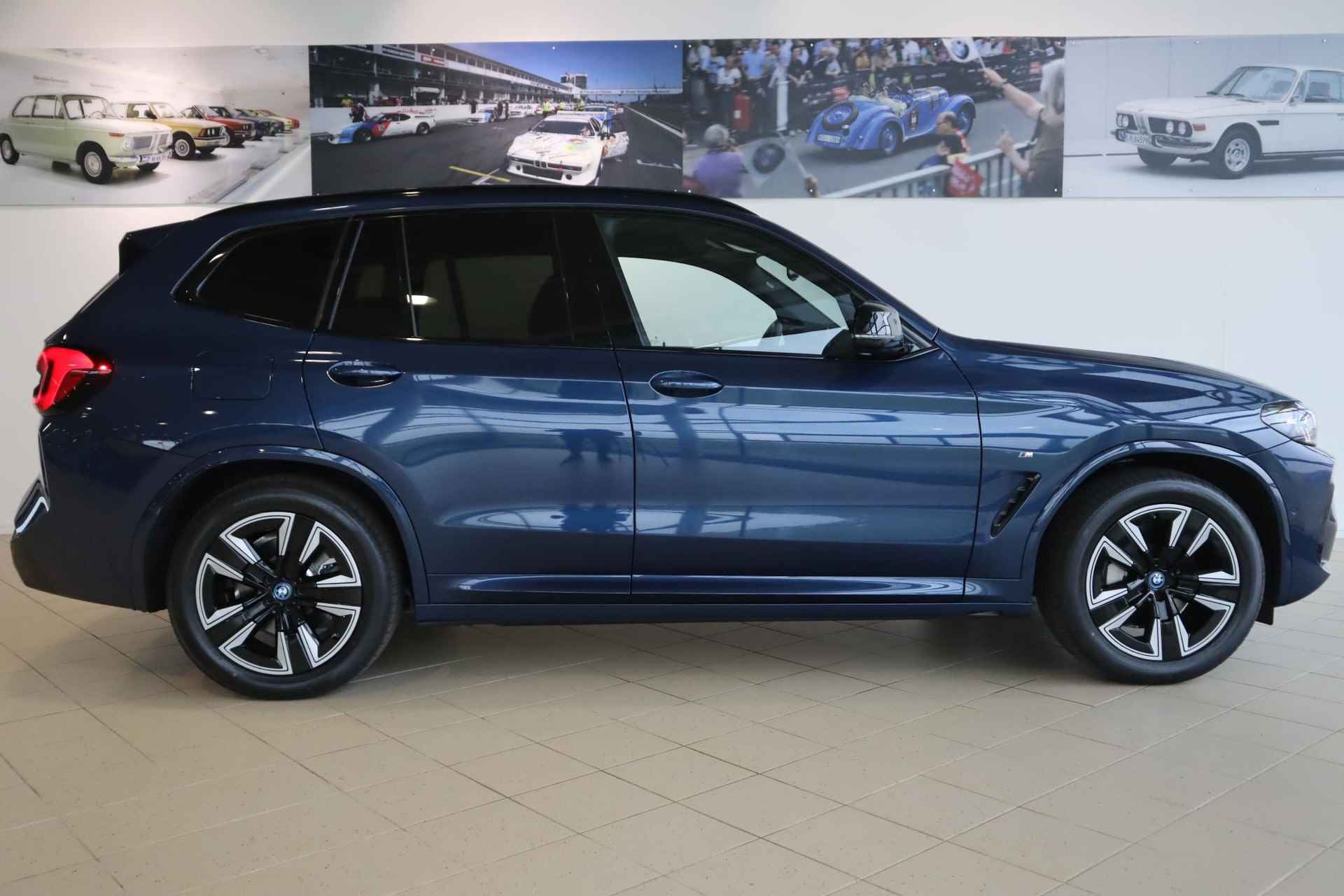 BMW iX3 Executive | Parking Pack | Safety Pack | Shadow Line Pack - 4/31