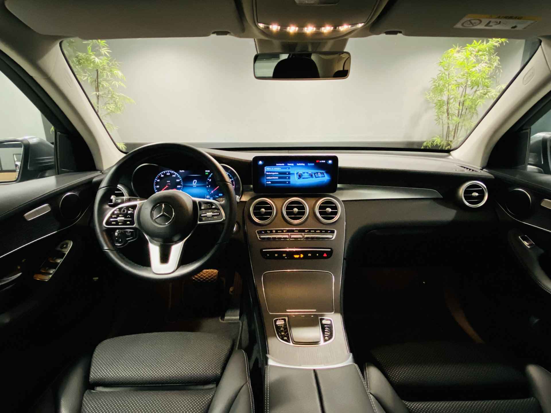 Mercedes-Benz GLC 200 4MATIC AMG // Distronic // 360° Camera // KeyLess Entry // Digitaal Dashbord // DAB // Touchpad // 20" AMG Multispaak // Dod - 3/44