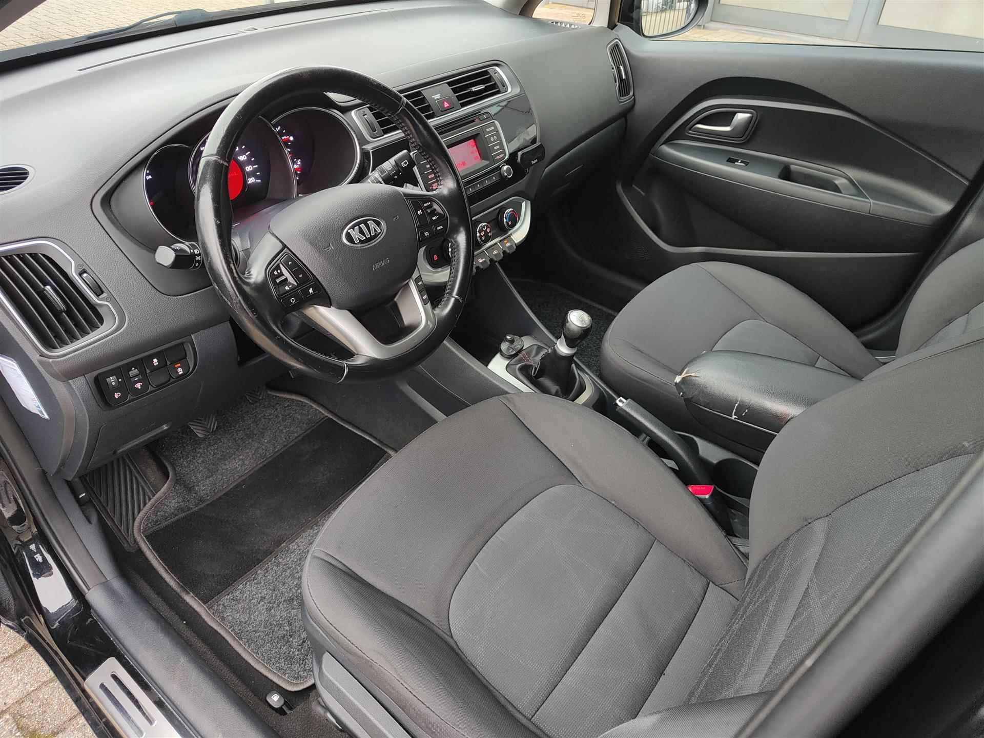 Kia Rio 1.2 CVVT ComfortLine | PDC | Trekhaak | Cruise - 9/17