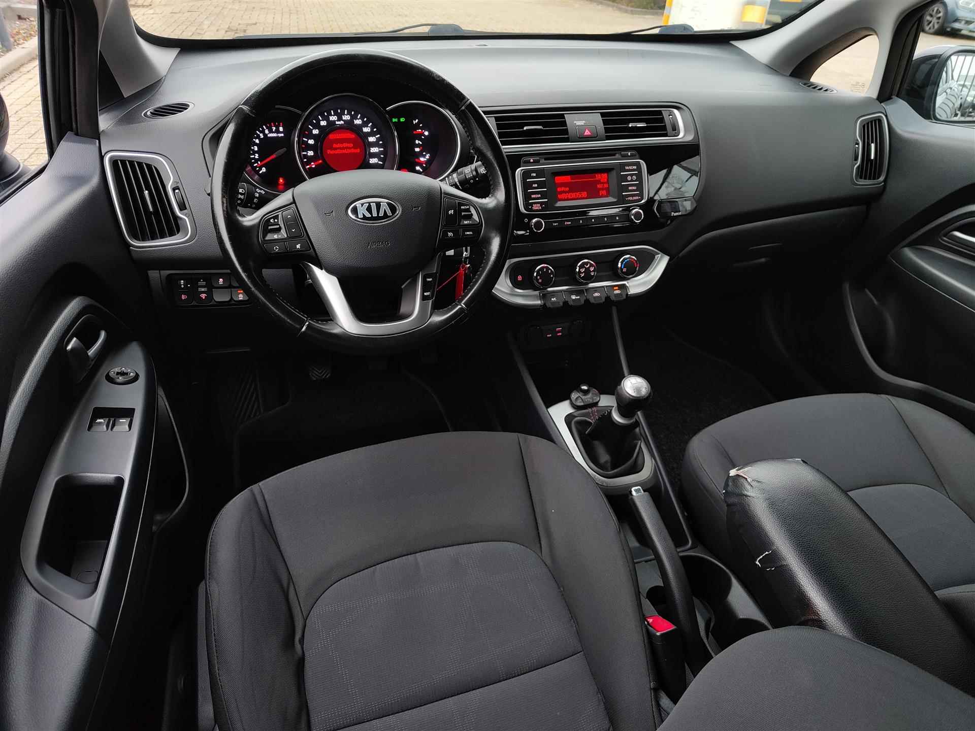 Kia Rio 1.2 CVVT ComfortLine | PDC | Trekhaak | Cruise - 13/17