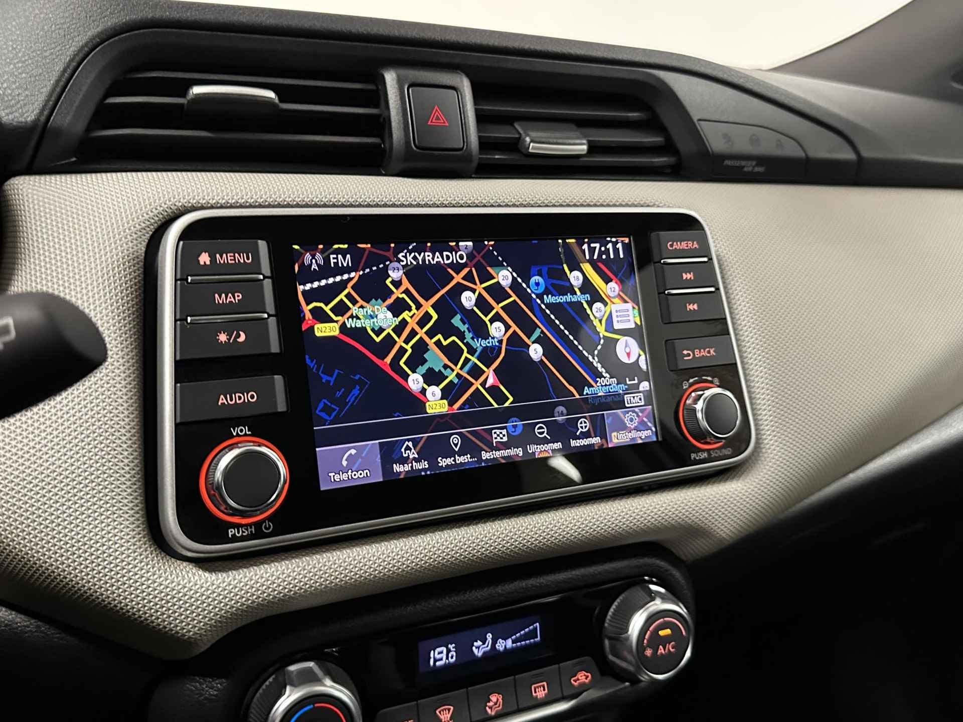 Nissan Micra 1.0 IG-T 100 N-Connecta | Navigatie | Camera | - 17/30