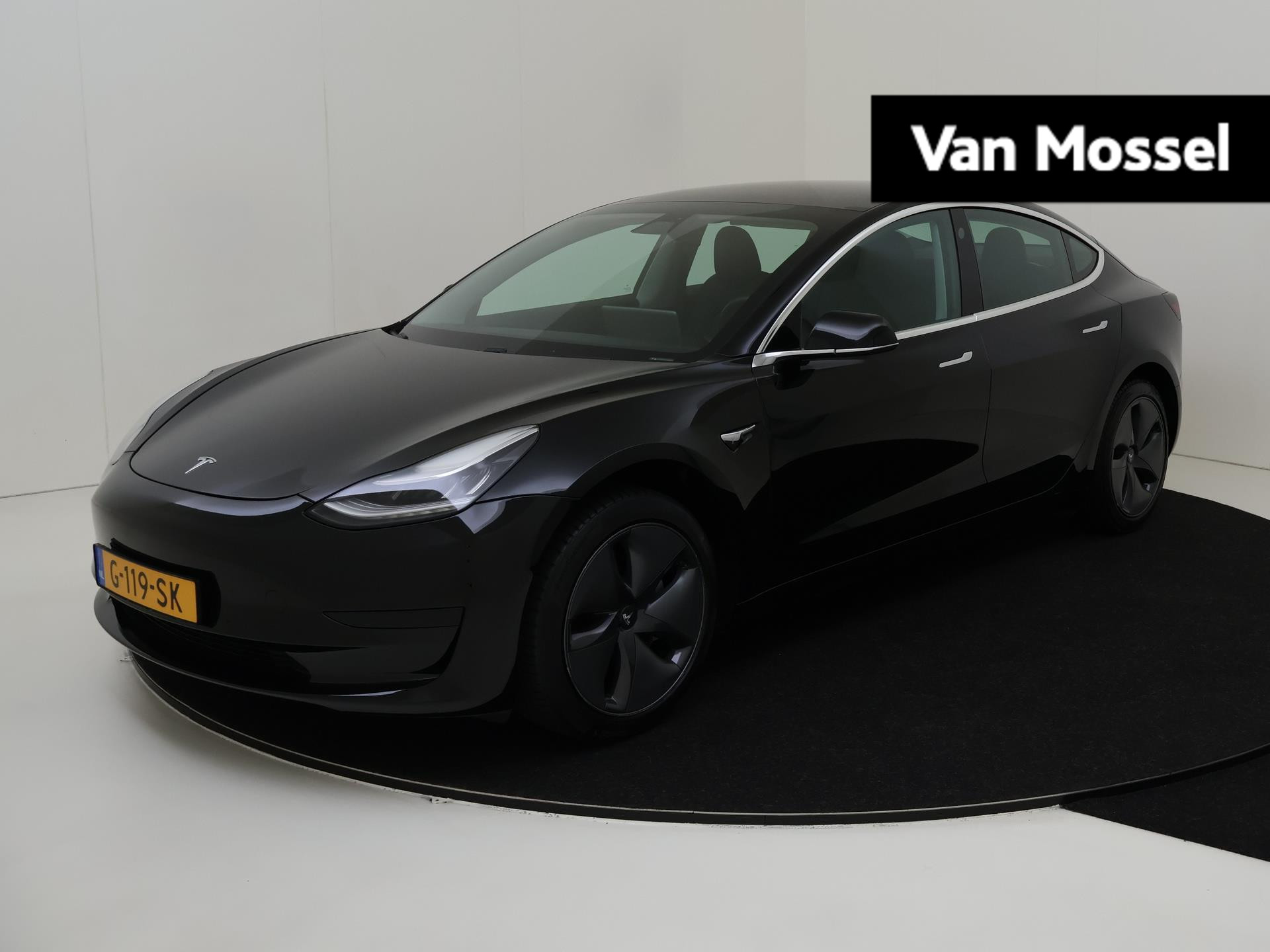 Tesla Model 3 Standard RWD Plus 60 kWh | Autopilot | Leder | Panorama-dak | Stoelverwarming |