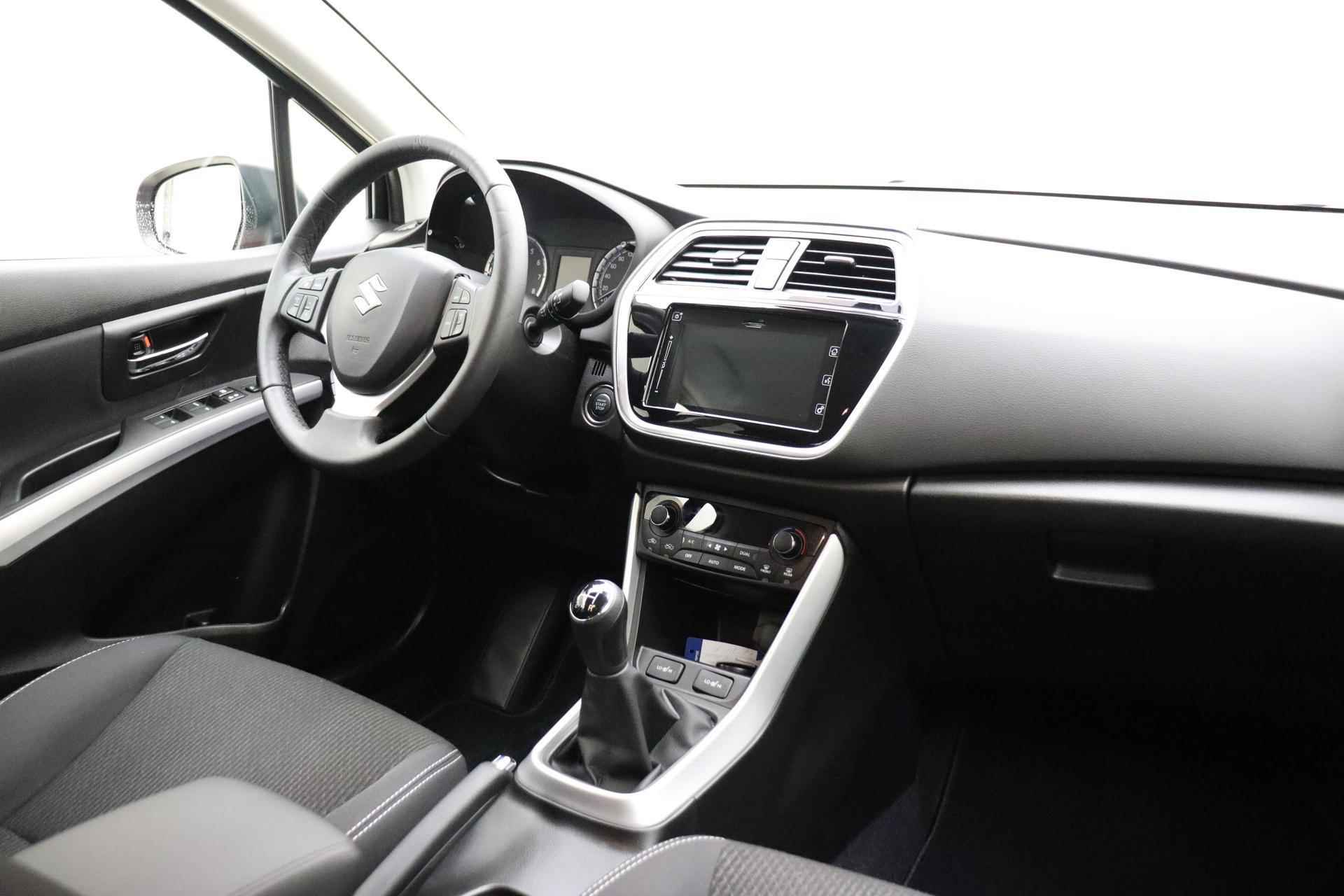 Suzuki S-Cross 1.0 Boosterjet Select 110pk | Navigatie | Camera | Climate Control | Weinig kilometers | Trekhaak | Stoelverwarming - 3/35