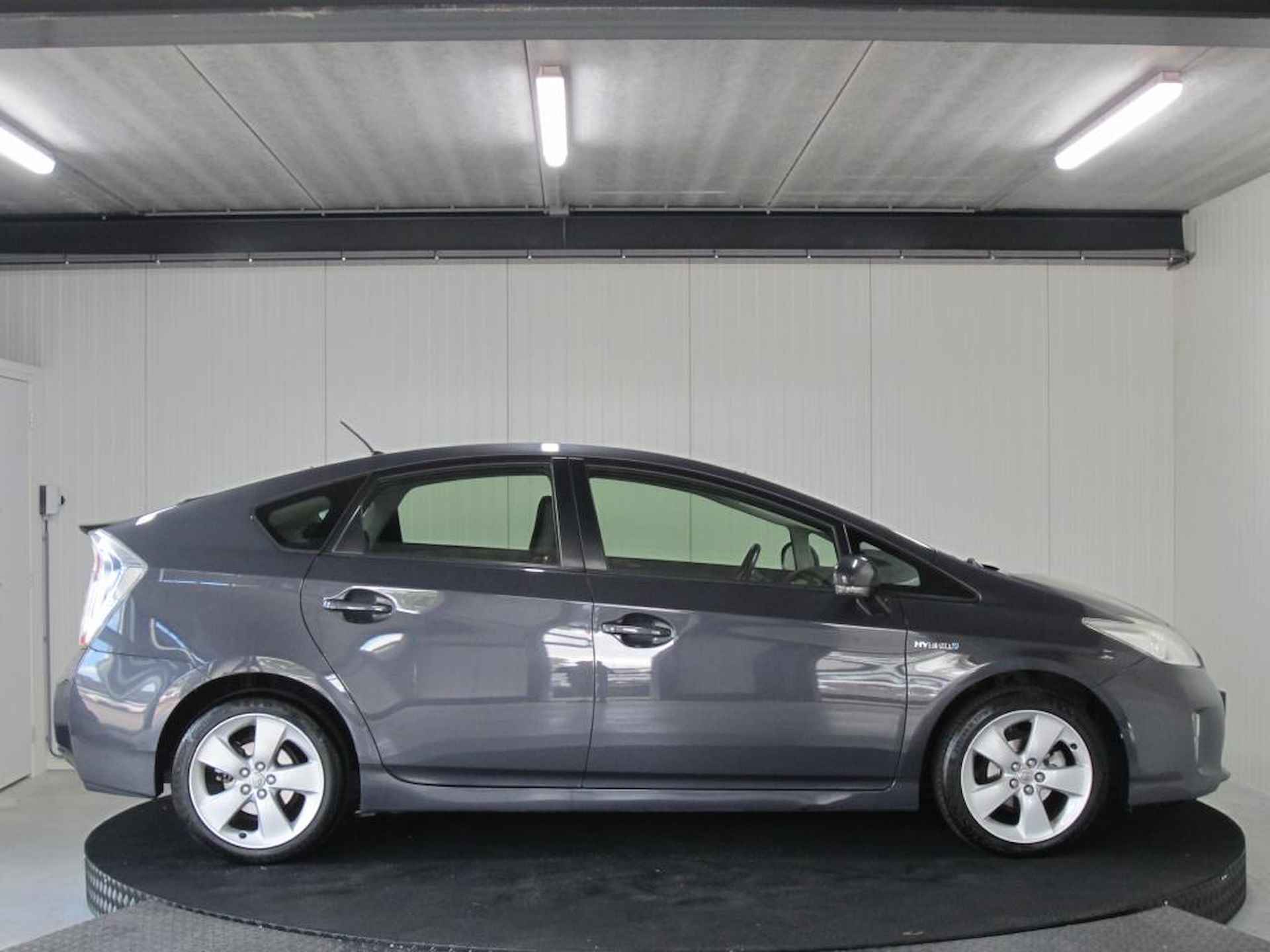 Toyota Prius 1.8 Business Navi Camera Cruise control - 9/24