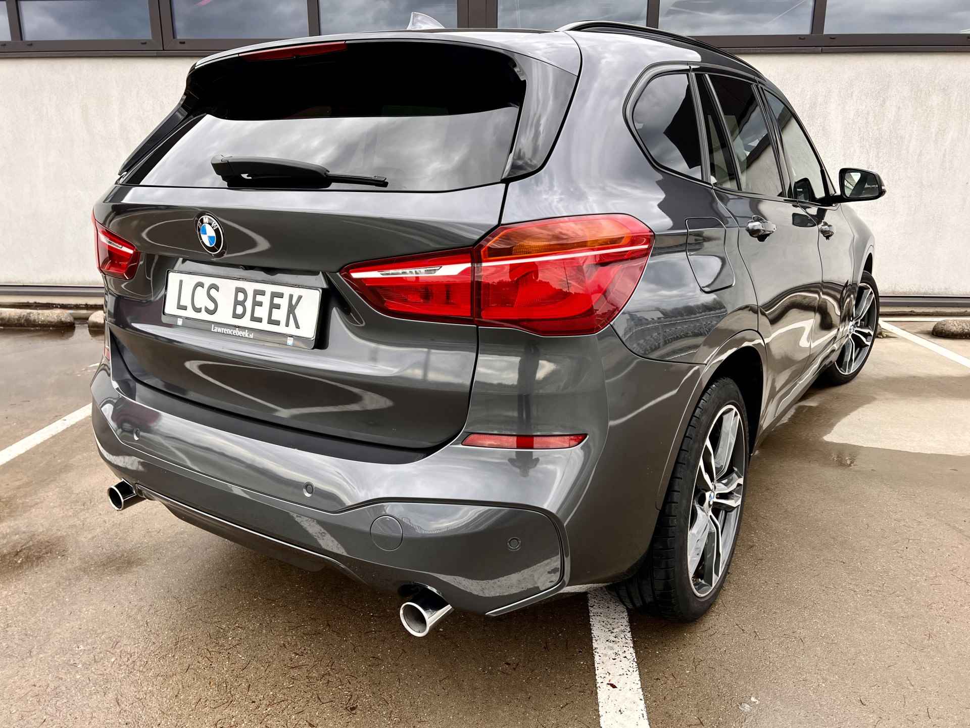BMW X1 xDrive25i M Sport 231 PK | Leer | Pano |Head Up | Camera | % Bovag Occasion Partner % - 10/48