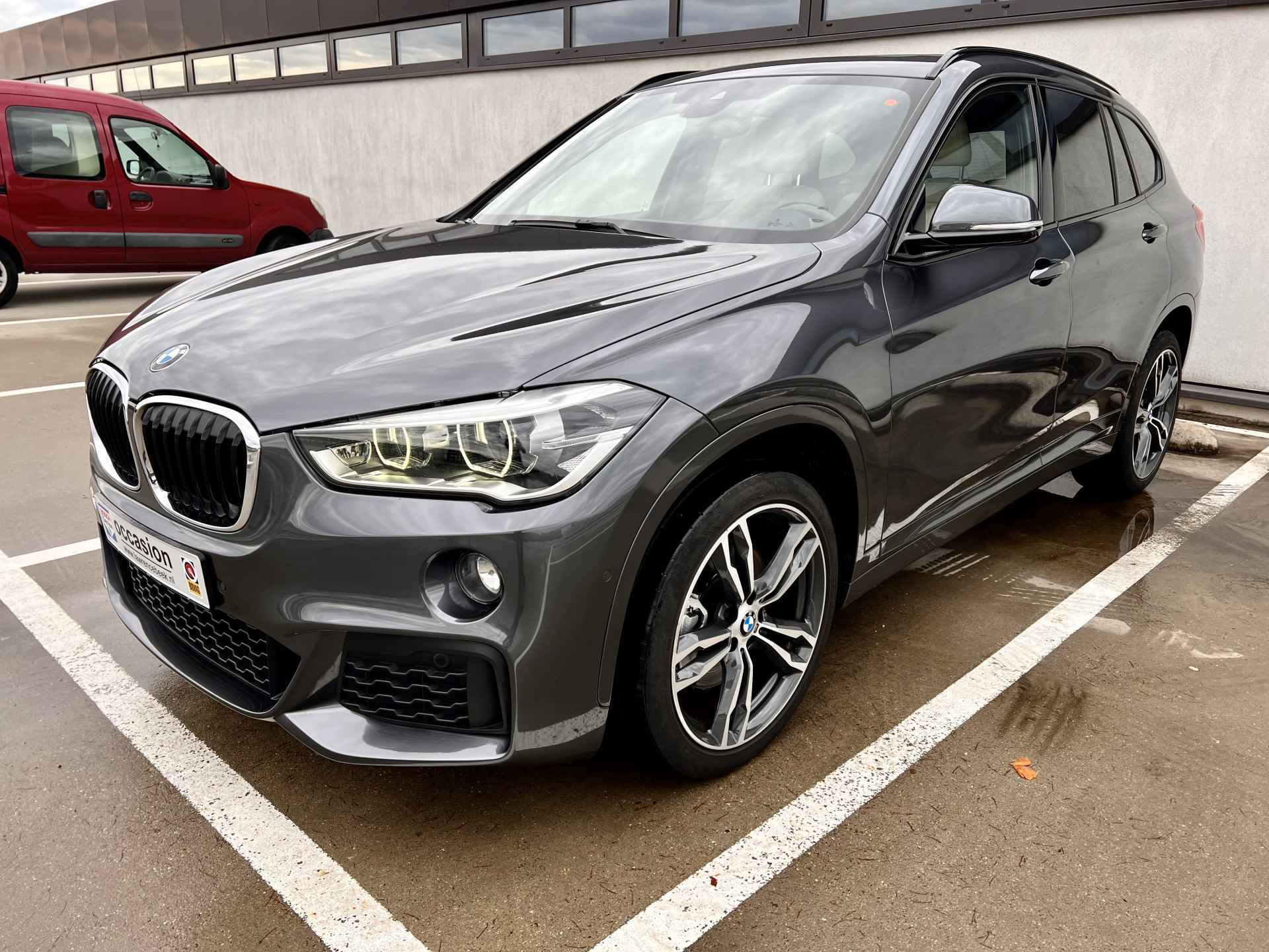 BMW X1 xDrive25i M Sport 231 PK | Leer | Pano |Head Up | Camera | % Bovag Occasion Partner % - 18/48