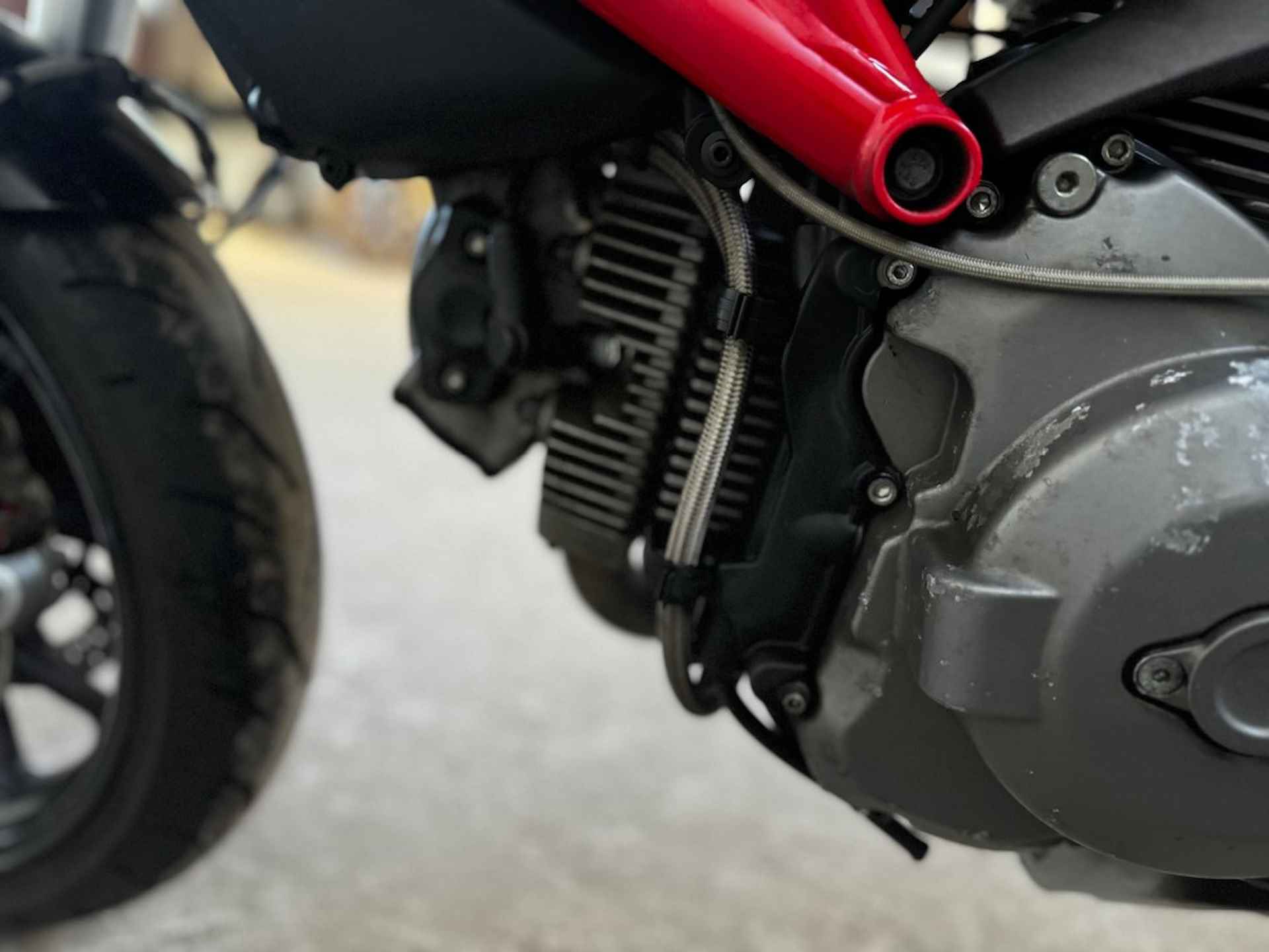 DUCATI Monster 796 Abs - 9/15