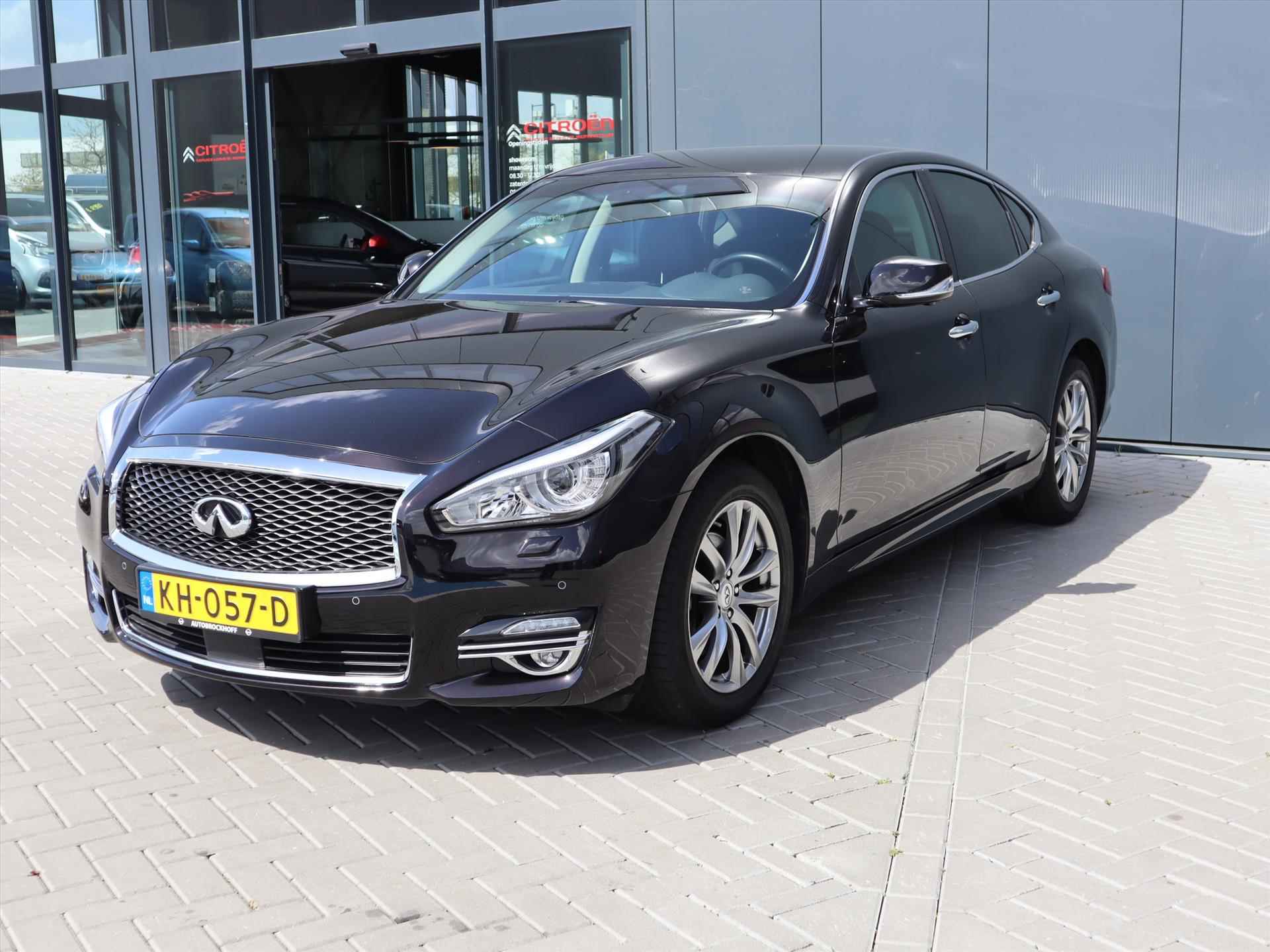 Infiniti Q70 2.2d 170pk Aut. Business Premium+ | Bose | Clima | Navi | Leer - 2/31