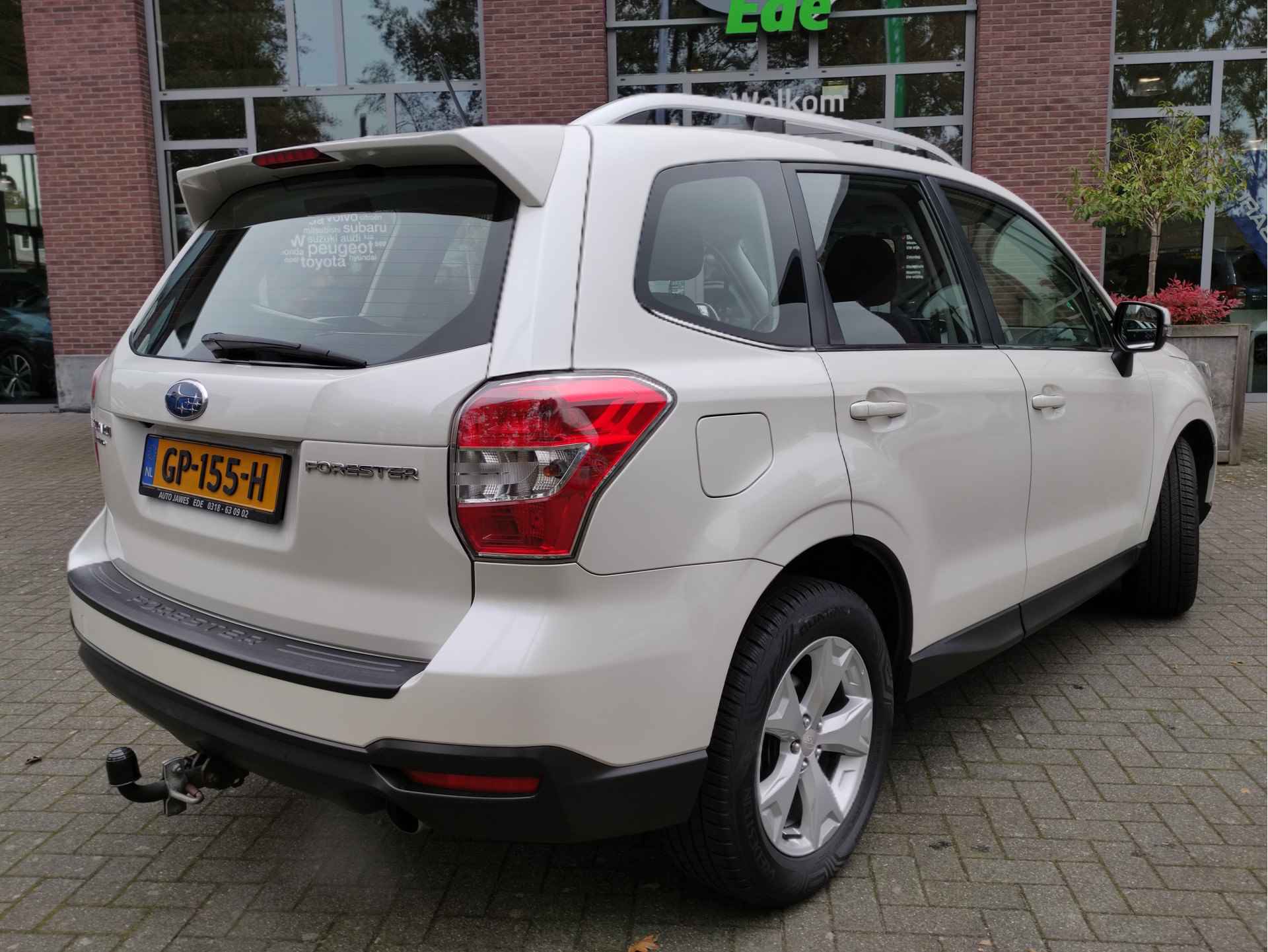 Subaru Forester 2.0 Luxury Trekhaak - Navigatie - Achteruitrijcamera - Stoelverwarming - 7/30