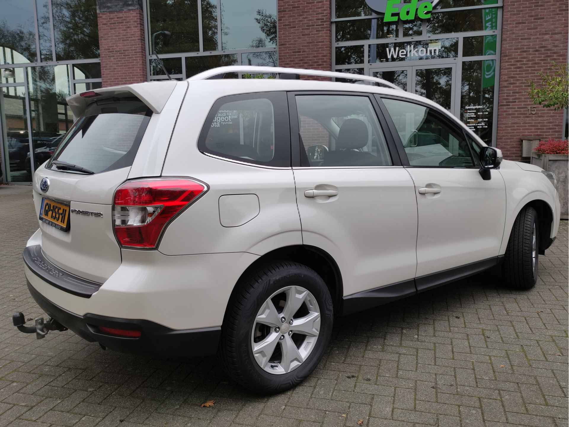 Subaru Forester 2.0 Luxury Trekhaak - Navigatie - Achteruitrijcamera - Stoelverwarming - 8/30