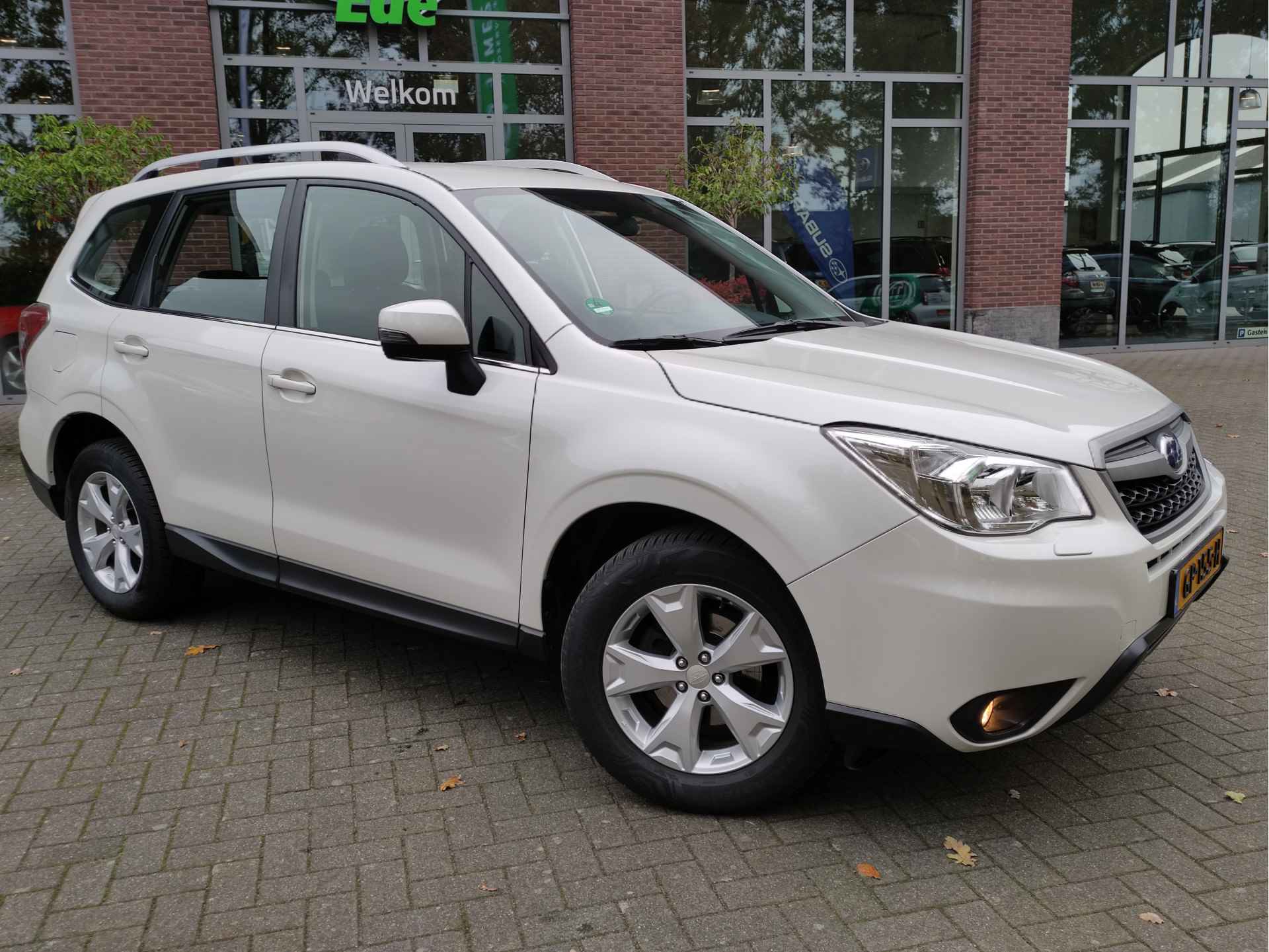 Subaru Forester 2.0 Luxury Trekhaak - Navigatie - Achteruitrijcamera - Stoelverwarming - 9/30