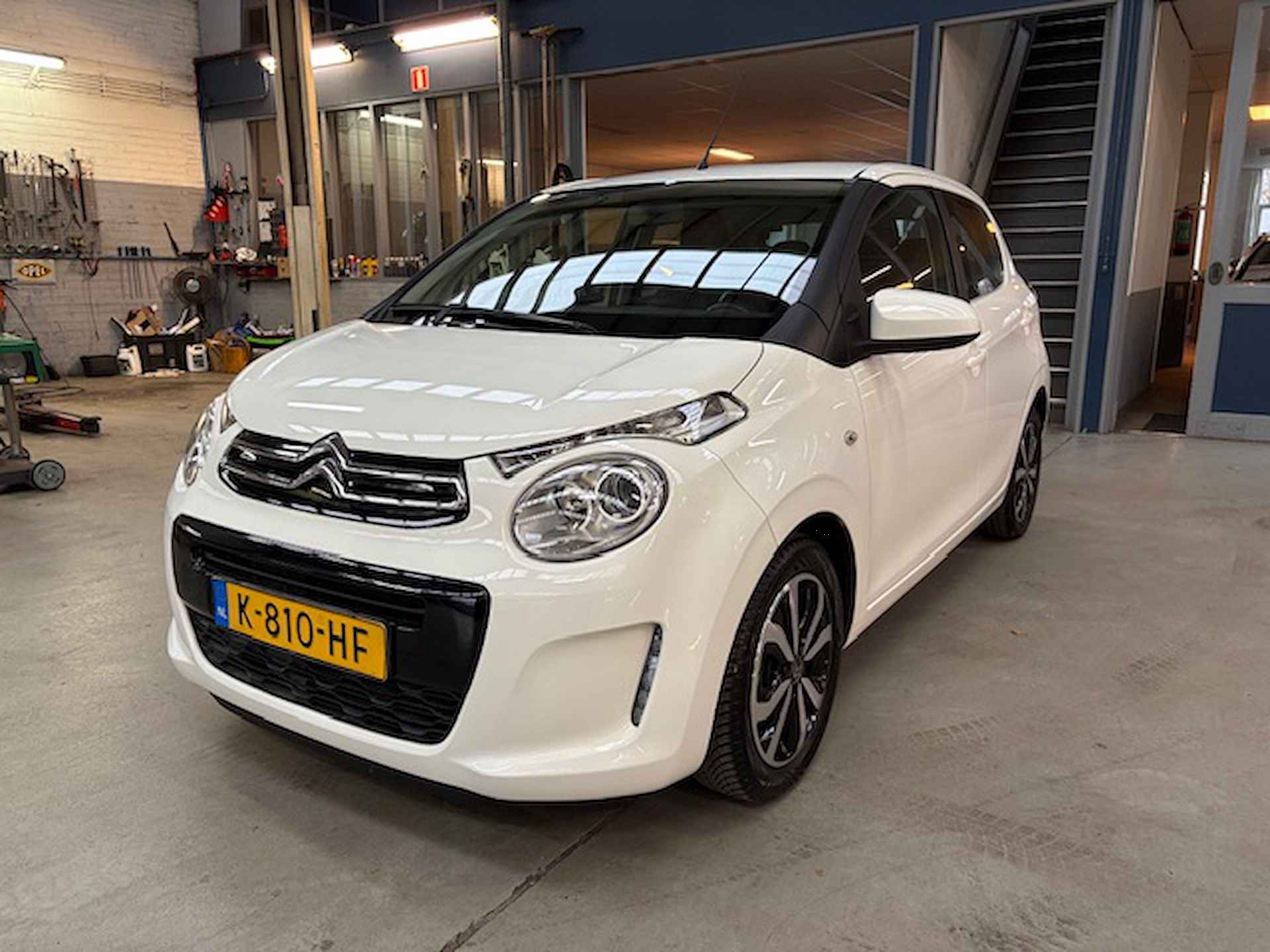 CITROEN C1 1.0 VTi 72PK 5D Shine | Navigatie | Camera | Airco | Apple carplay / Android auto | Lm velgen | All season banden | NAP | Rijklaar prijs! - 4/19