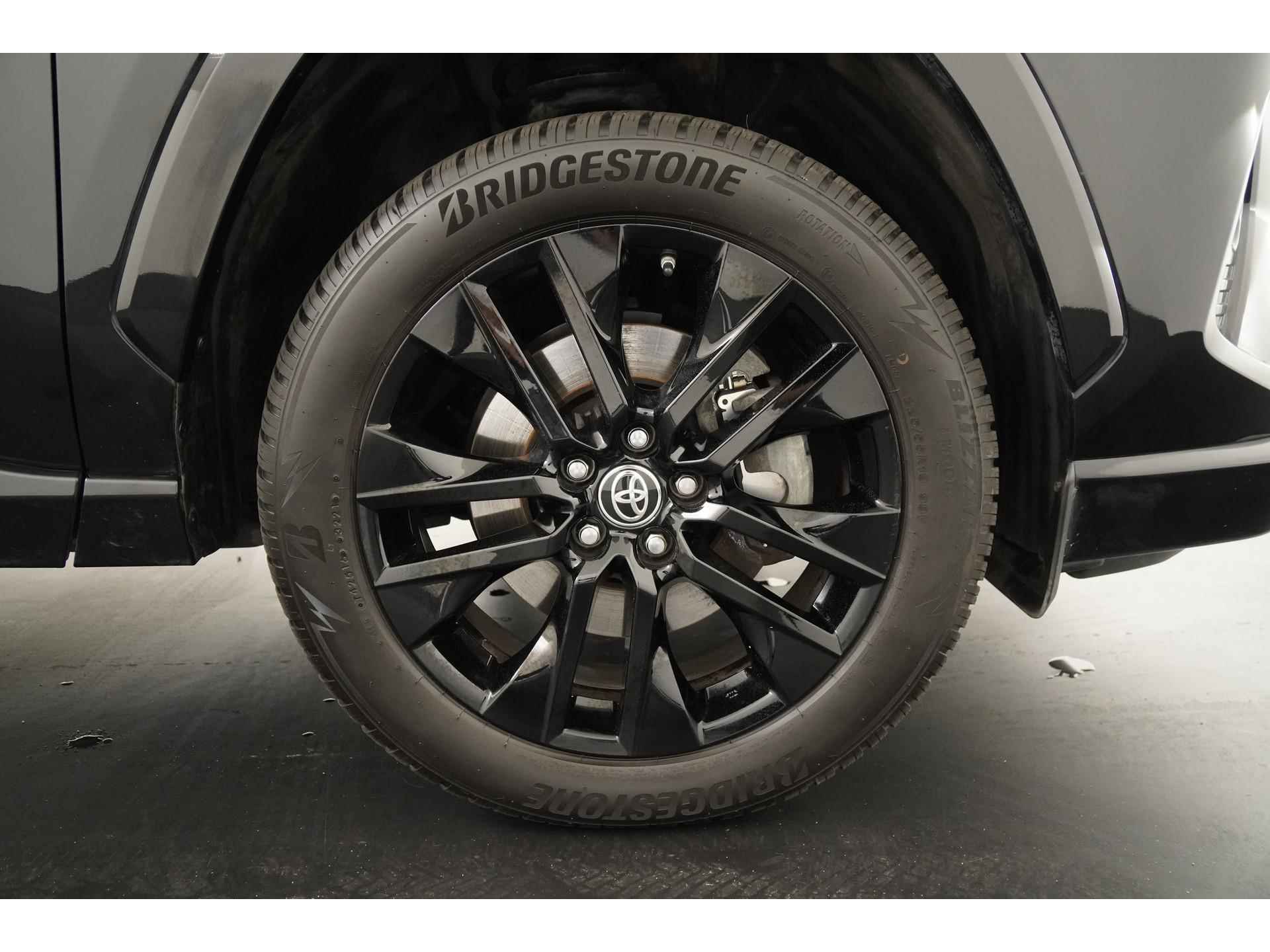 Toyota RAV4 2.5 Hybrid AWD Black Edition | 360 Camera | Elek stoelbed | Blind spot | Elek klep |  Zondag Open! - 34/45