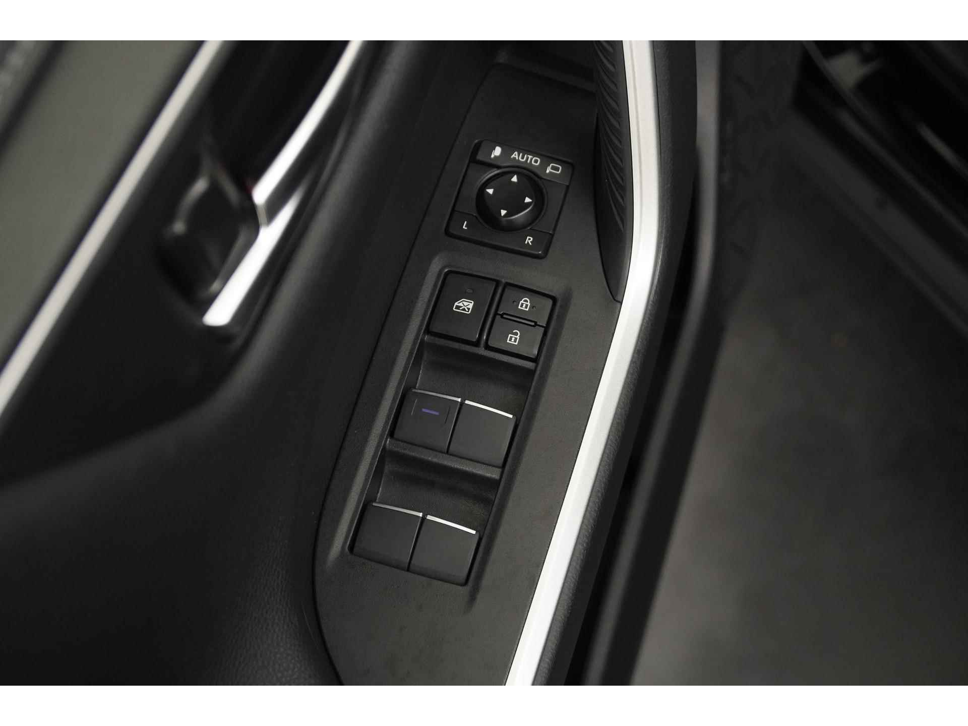 Toyota RAV4 2.5 Hybrid AWD Black Edition | 360 Camera | Elek stoelbed | Blind spot | Elek klep |  Zondag Open! - 38/45
