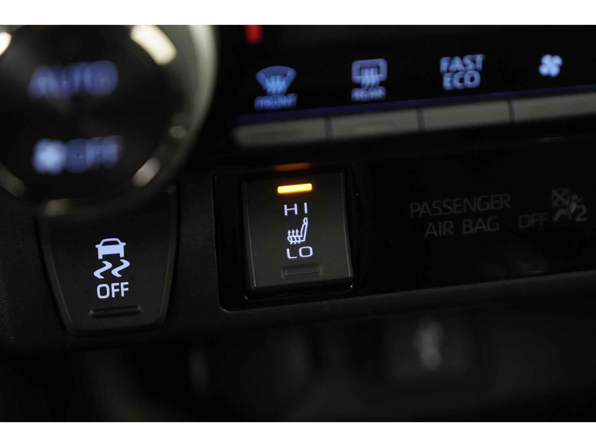 Toyota RAV4 2.5 Hybrid AWD Black Edition | 360 Camera | Elek stoelbed | Blind spot | Elek klep |  Zondag Open! - 39/45