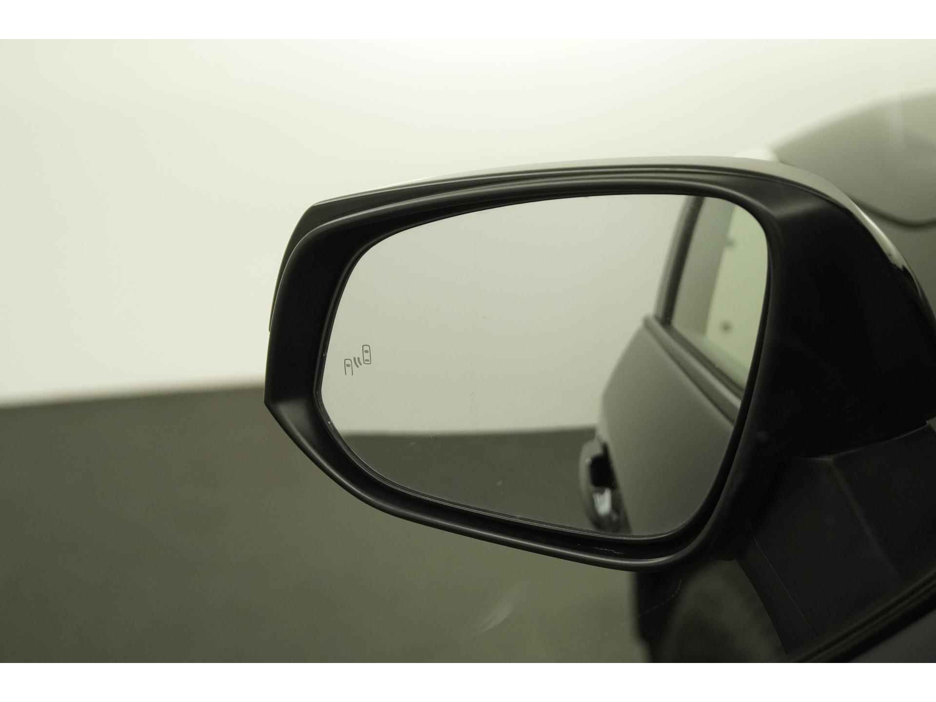 Toyota RAV4 2.5 Hybrid AWD Black Edition | 360 Camera | Elek stoelbed | Blind spot | Elek klep |  Zondag Open! - 40/45