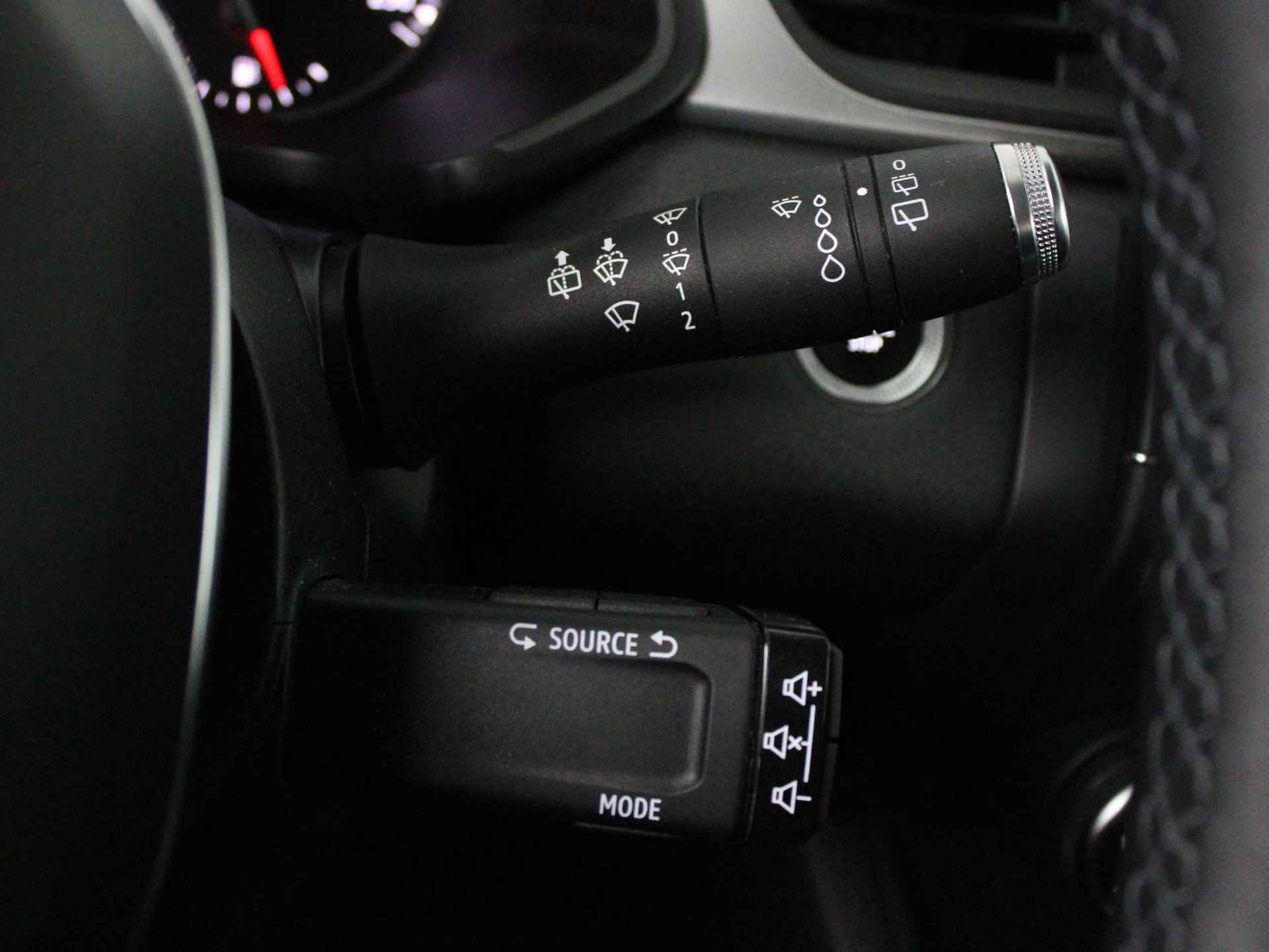 Renault Captur 1.0 TCe 90 Zen | Navi | Airco | Cruise | Keyless | Armsteun | Apple Carplay/Android Auto | 1e eigenaar! | 39.165 KM! - 33/45