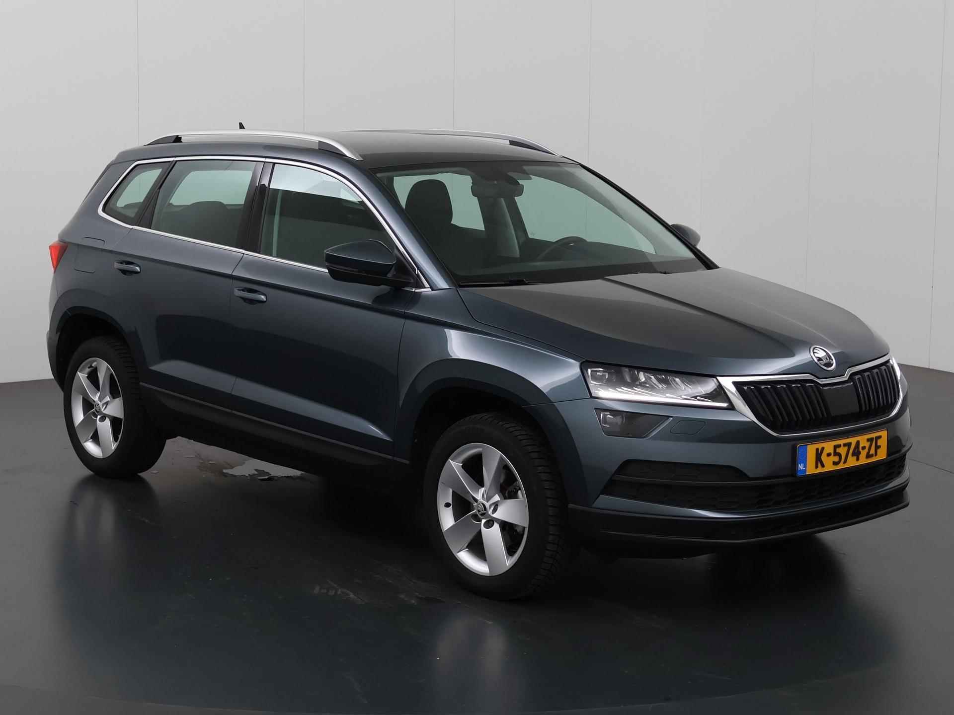 Skoda Karoq 1.5 TSI ACT Sportline | Trekhaak | Sportstoelen | Navigatie | Parkeercamera | Climate Control | Cruise Control Adaptief | - 24/41