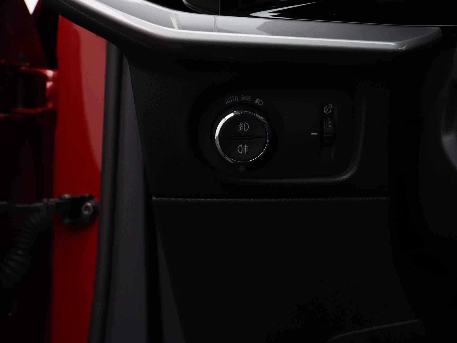 Opel Mokka 50-kWh Ultimate | ALCANTARA | ADAPTIVE CRUISE CONTOL | NAVIGATIE | STOEL & STUURVERWARMING | - 19/29