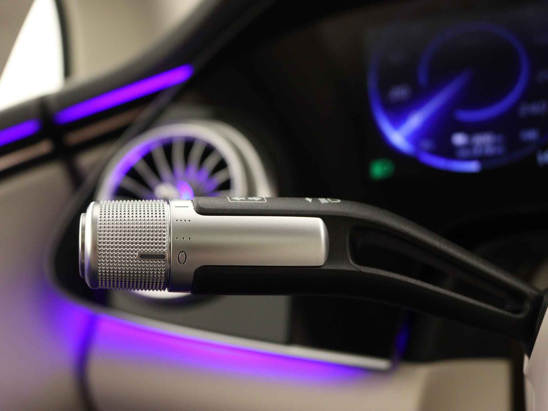 Mercedes-Benz EQS 580 4MATIC AMG Line 108kWh | Premium Plus pakket | Nightpakket | Achterasbesturing tot 10° | 360°-camera | Akoestiekcomfortpakket | Rij-assistentiepakket Plus | Burmester® surround sound system | - 18/36