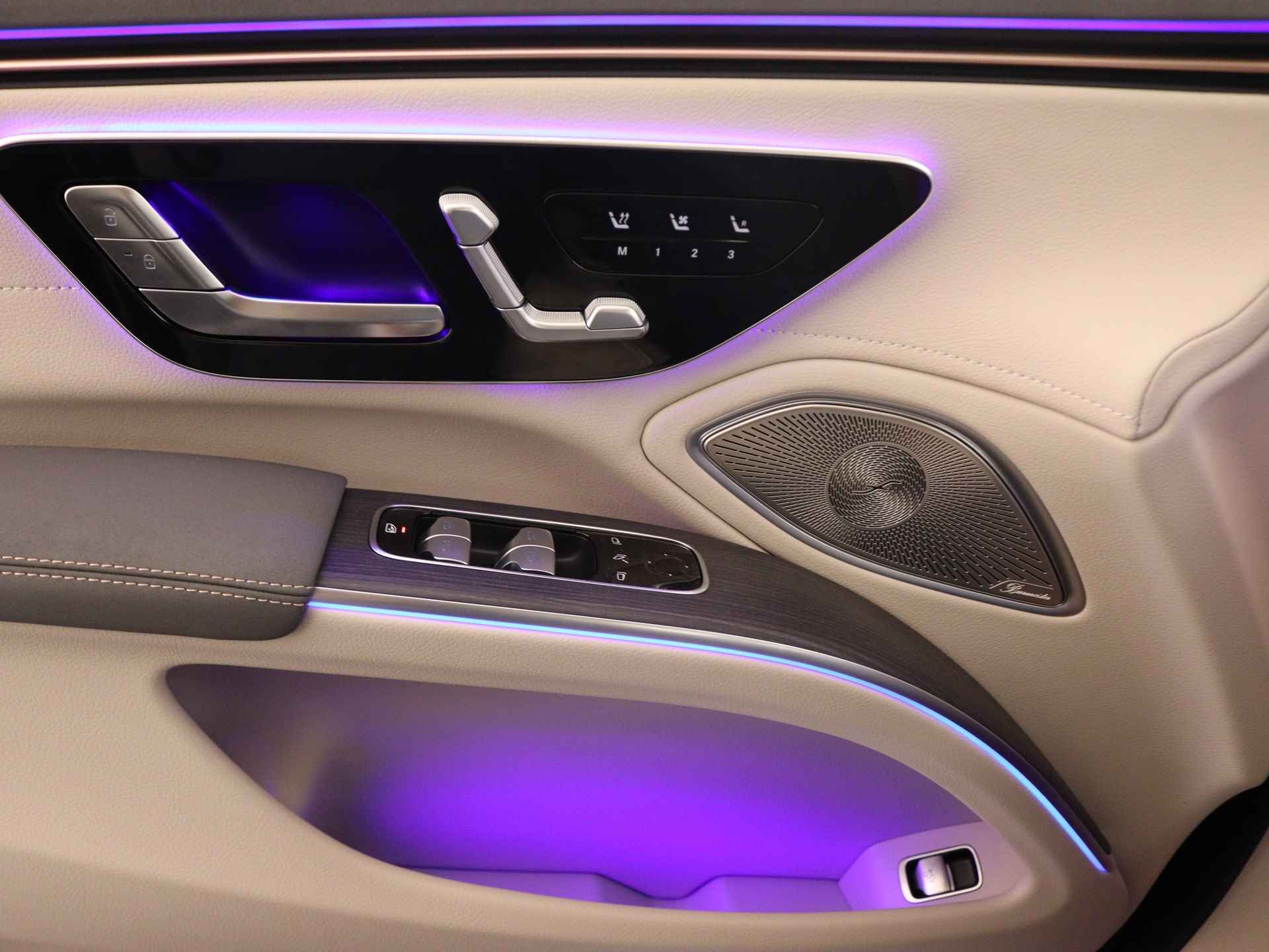 Mercedes-Benz EQS 580 4MATIC AMG Line 108kWh | Premium Plus pakket | Nightpakket | Achterasbesturing tot 10° | 360°-camera | Akoestiekcomfortpakket | Rij-assistentiepakket Plus | Burmester® surround sound system | - 25/36