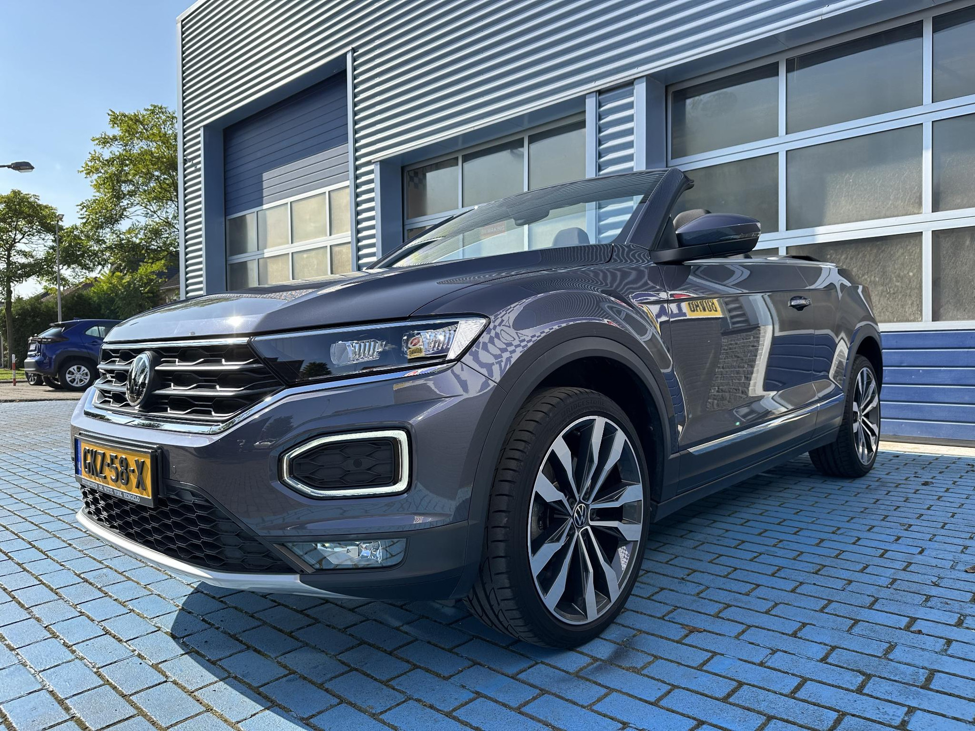 Volkswagen T-Roc Cabrio 1.5 TSI ACC STOELVERW. APPLE DAB TREKH