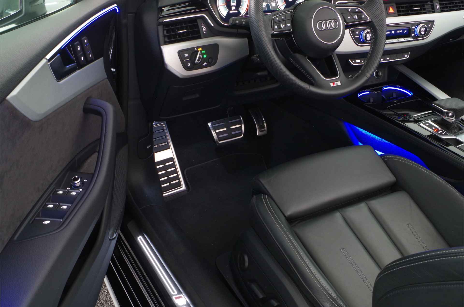Audi A5 Cabriolet 45 TFSI quattro S edition 266pk > Full S-Line/cabrio/Leer/18inch/camera - 11/45