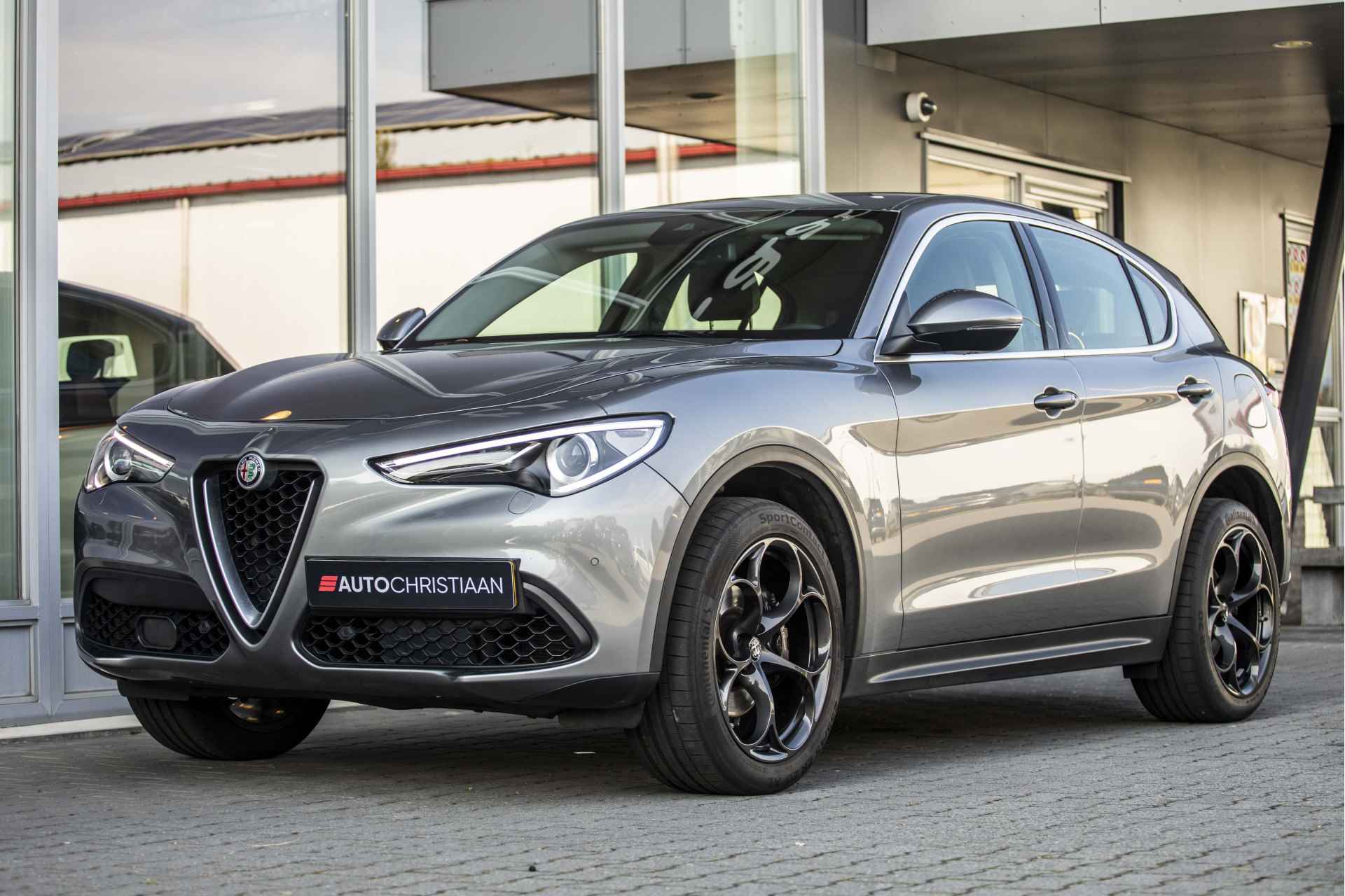 Alfa Romeo Stelvio 2.0 T AWD Super | Bi-Xenon | Camera | 20" | Dodehoek - 13/35