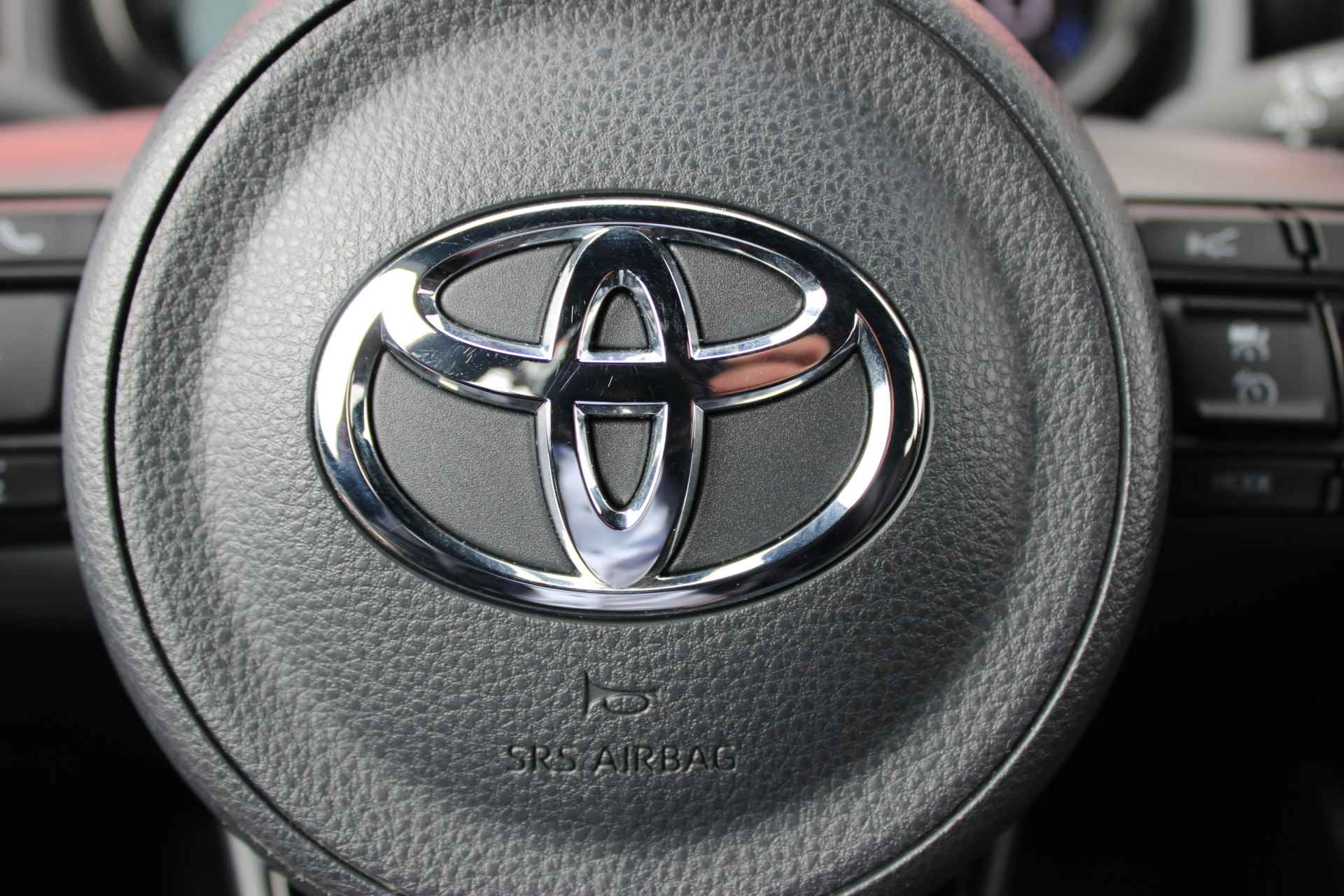 Toyota Yaris 1.5 Hybrid Executive Limited - 20/47