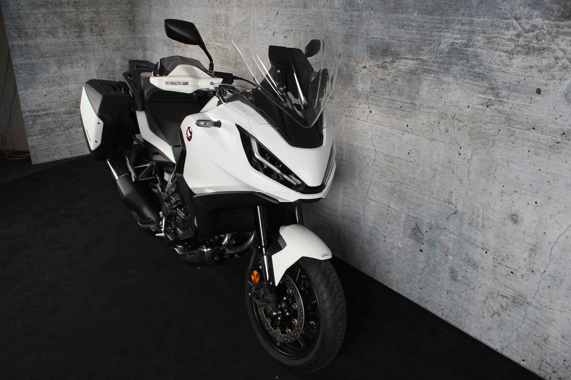 Honda NT 1100 DCT - 3/17