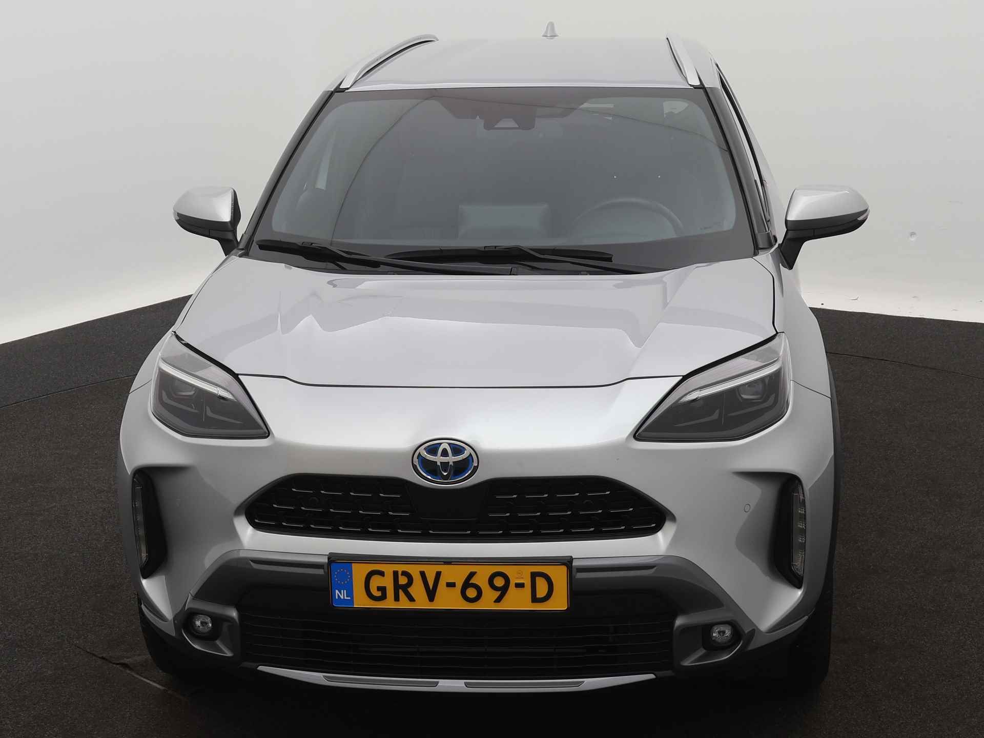 Toyota Yaris Cross 1.5 Hybrid Adventure AWD Limited | Trekhaak | Head-up Display | Navigatie | Camera | Cruise Control | Stoelverwarming | Parkeersensoren | Berend Hellevoetsluis - 28/44