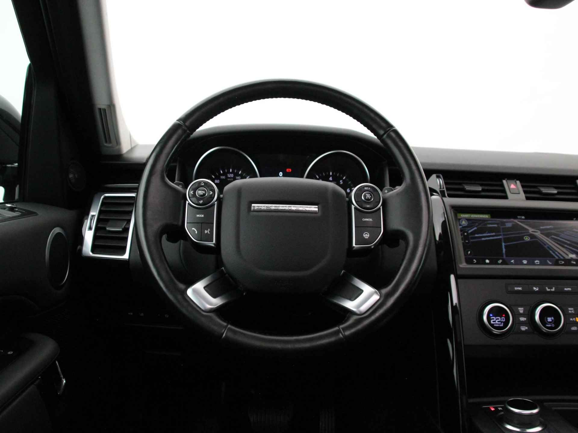 Land Rover Discovery 2.0 Si4 HSE 7p. | Panoramadak | Stuur- + Stoelverwarming | Luchtvering | Apple Carplay/Android Auto | Dodehoek | Voorruit Verwarmd | Camera | Geheugenstoel | Rijklaarprijs! - 15/35