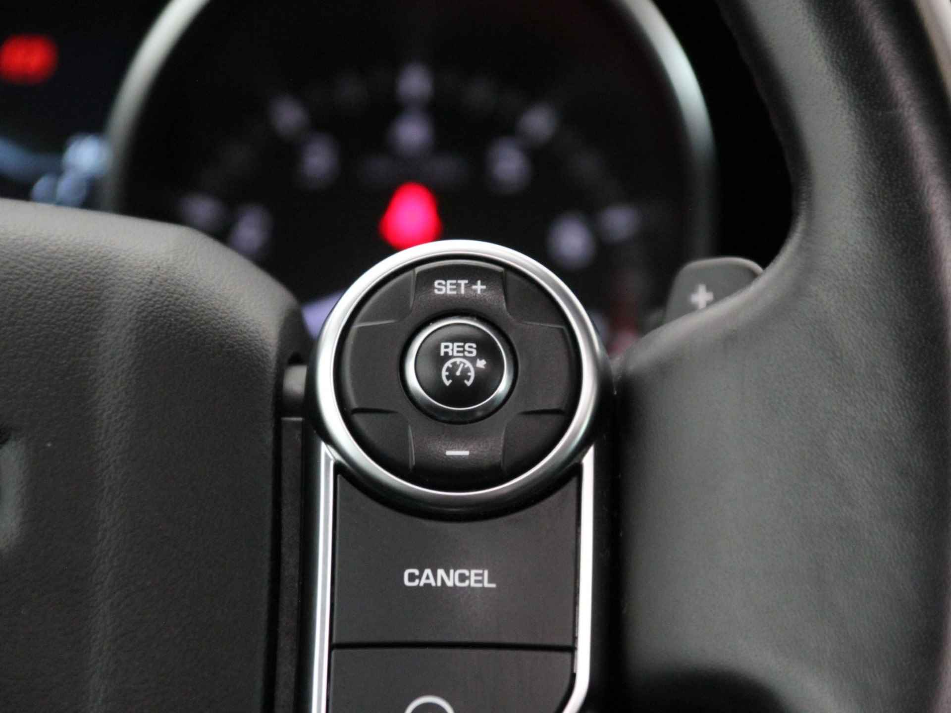 Land Rover Discovery 2.0 Si4 HSE 7p. | Panoramadak | Stuur- + Stoelverwarming | Luchtvering | Apple Carplay/Android Auto | Dodehoek | Voorruit Verwarmd | Camera | Geheugenstoel | Rijklaarprijs! - 21/35