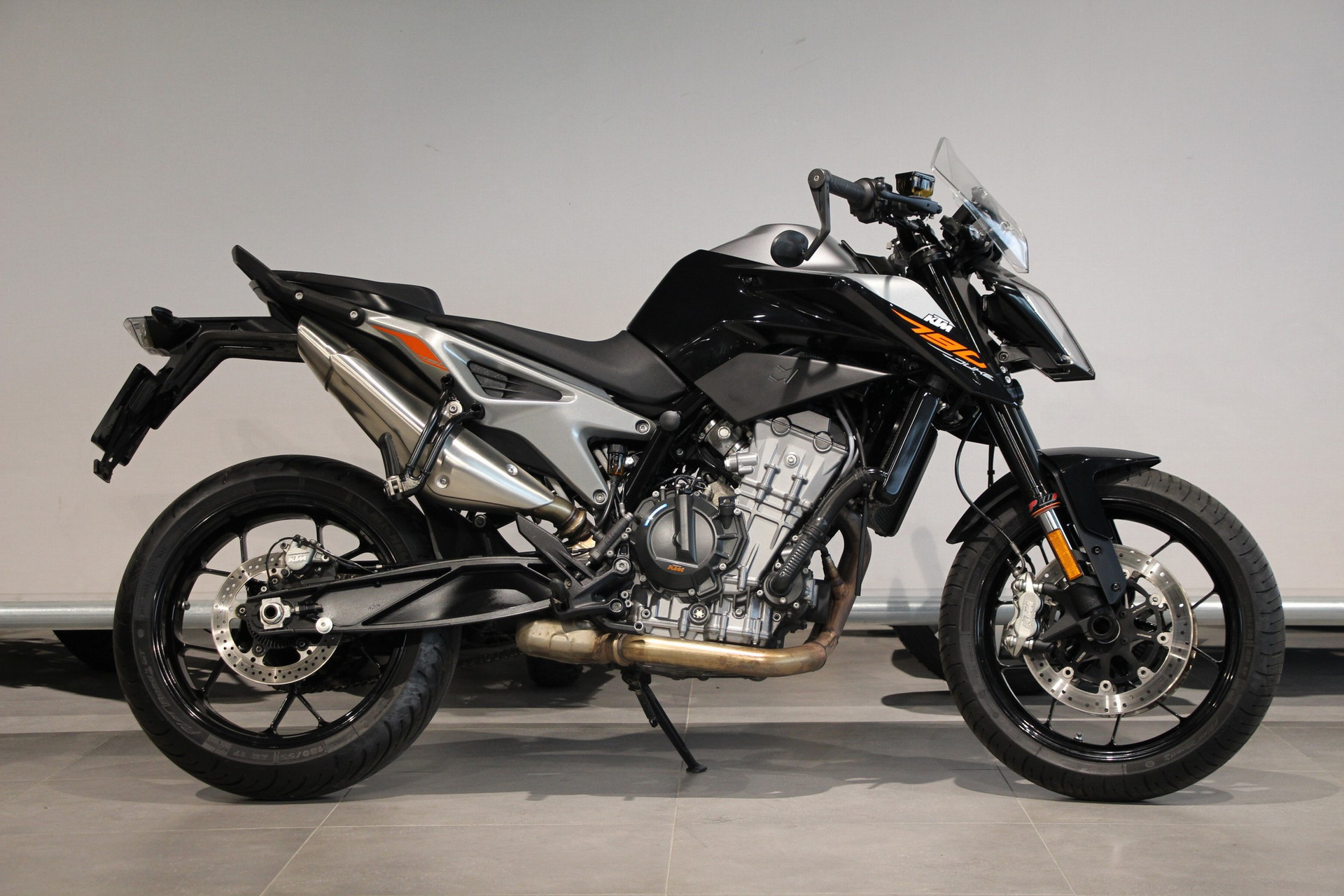 KTM 790 DUKE