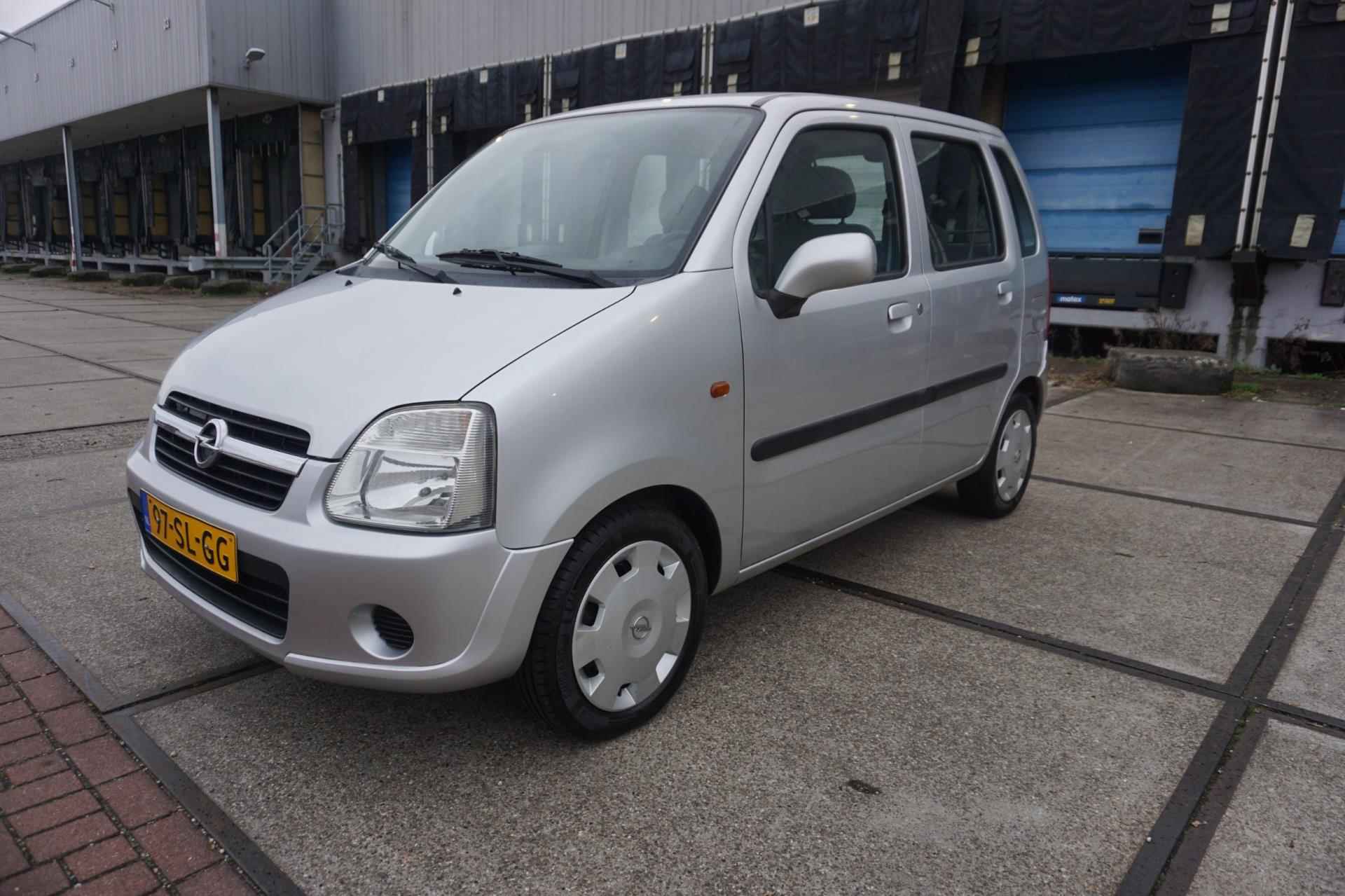 Opel Agila 1.2-16V Flexx cool