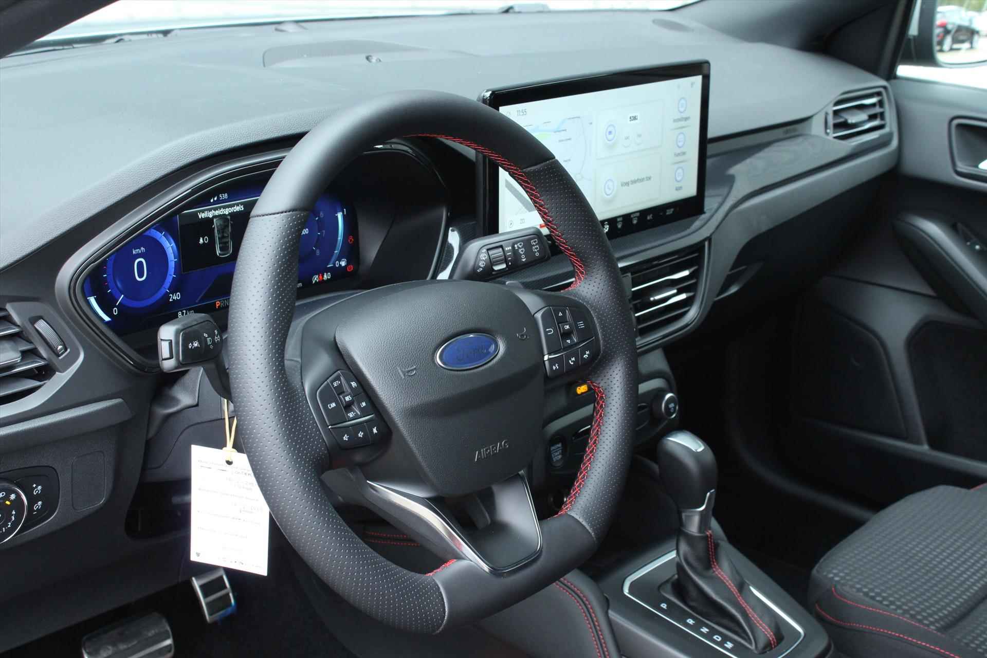 Ford Focus 155pk Mild Hybrid Automaat ST-Line X | DIRECT BESCHIKBAAR! | AUTOMAAT | Navigatie | Parkeersensoren Voor&Achter | Camera Achter | - 8/30