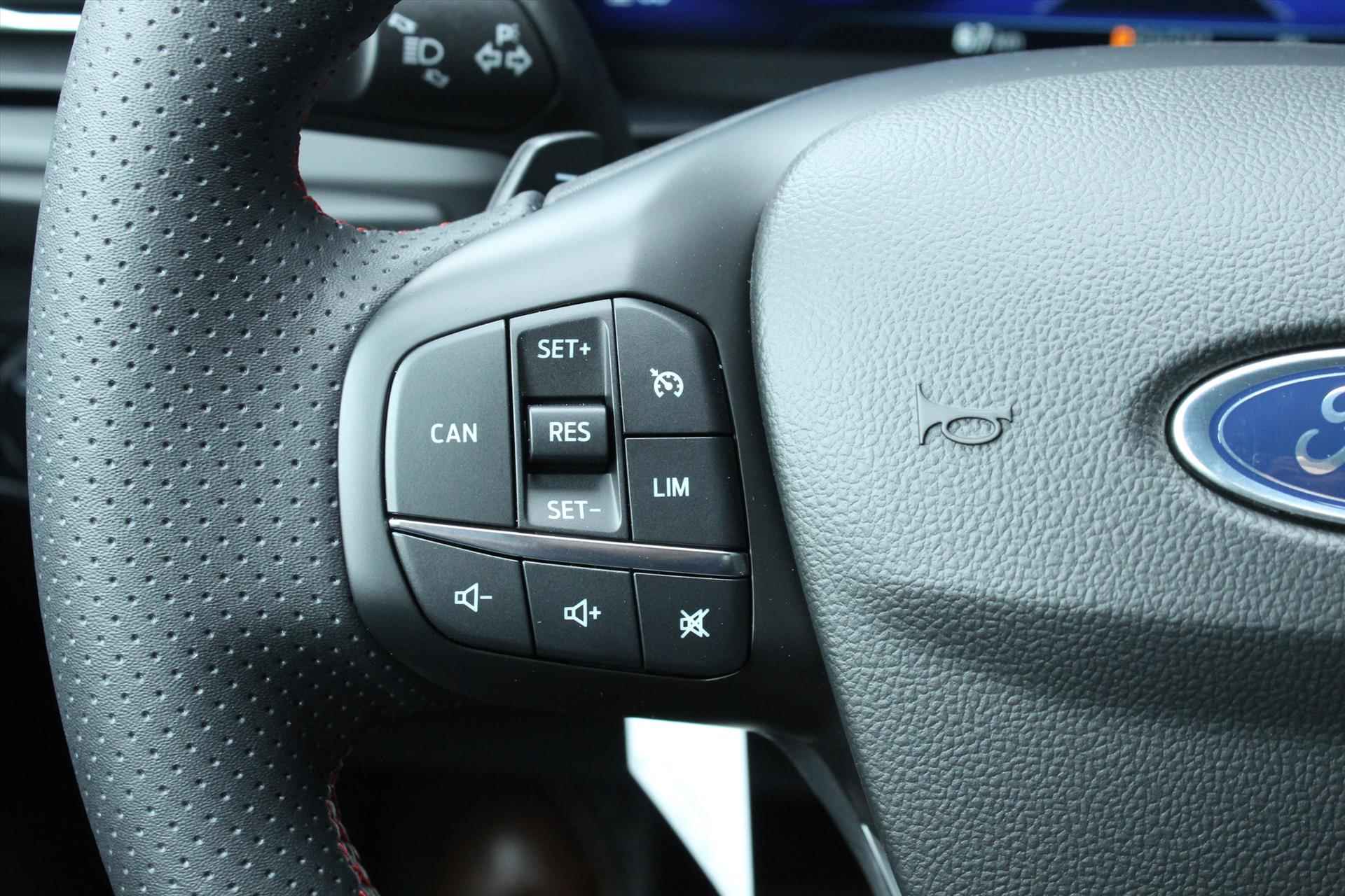 Ford Focus 155pk Mild Hybrid Automaat ST-Line X | DIRECT BESCHIKBAAR! | AUTOMAAT | Navigatie | Parkeersensoren Voor&Achter | Camera Achter | - 13/30