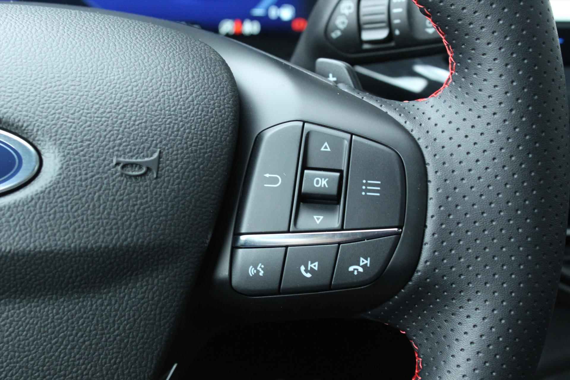 Ford Focus 155pk Mild Hybrid Automaat ST-Line X | DIRECT BESCHIKBAAR! | AUTOMAAT | Navigatie | Parkeersensoren Voor&Achter | Camera Achter | - 14/30