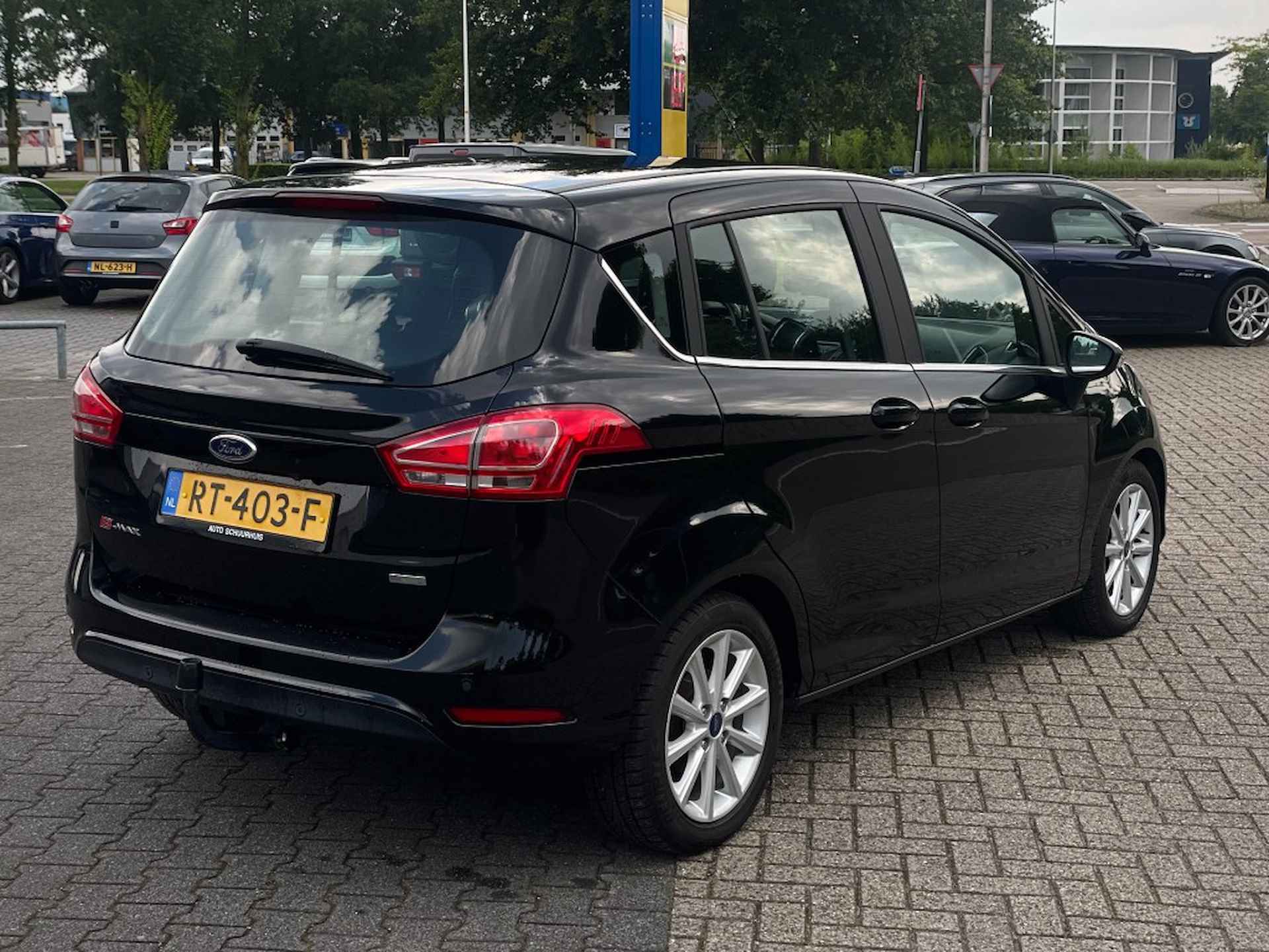 FORD B-max 1.0 ECOB. TITANIUM MOOIE B-MAX MET TREKHAAK - 5/30