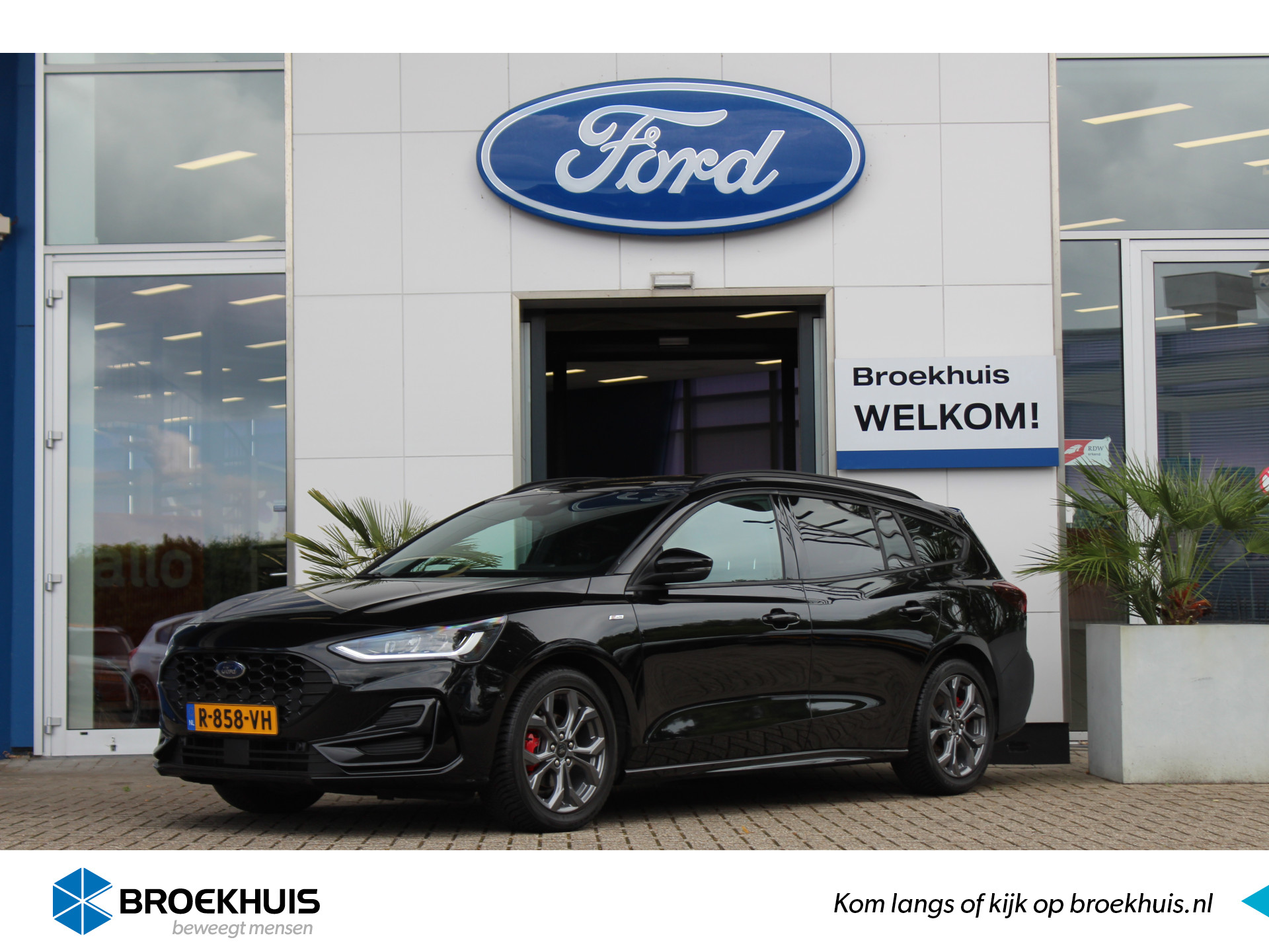 Ford Focus Wagon 1.0 EcoBoost 125pk Hybrid ST Line Style | CAMERA | 17" LICHTMETAAL | PRIVACY GLASS | NAVIGATIE | WINTER PACK | CLIMATE CON bij viaBOVAG.nl