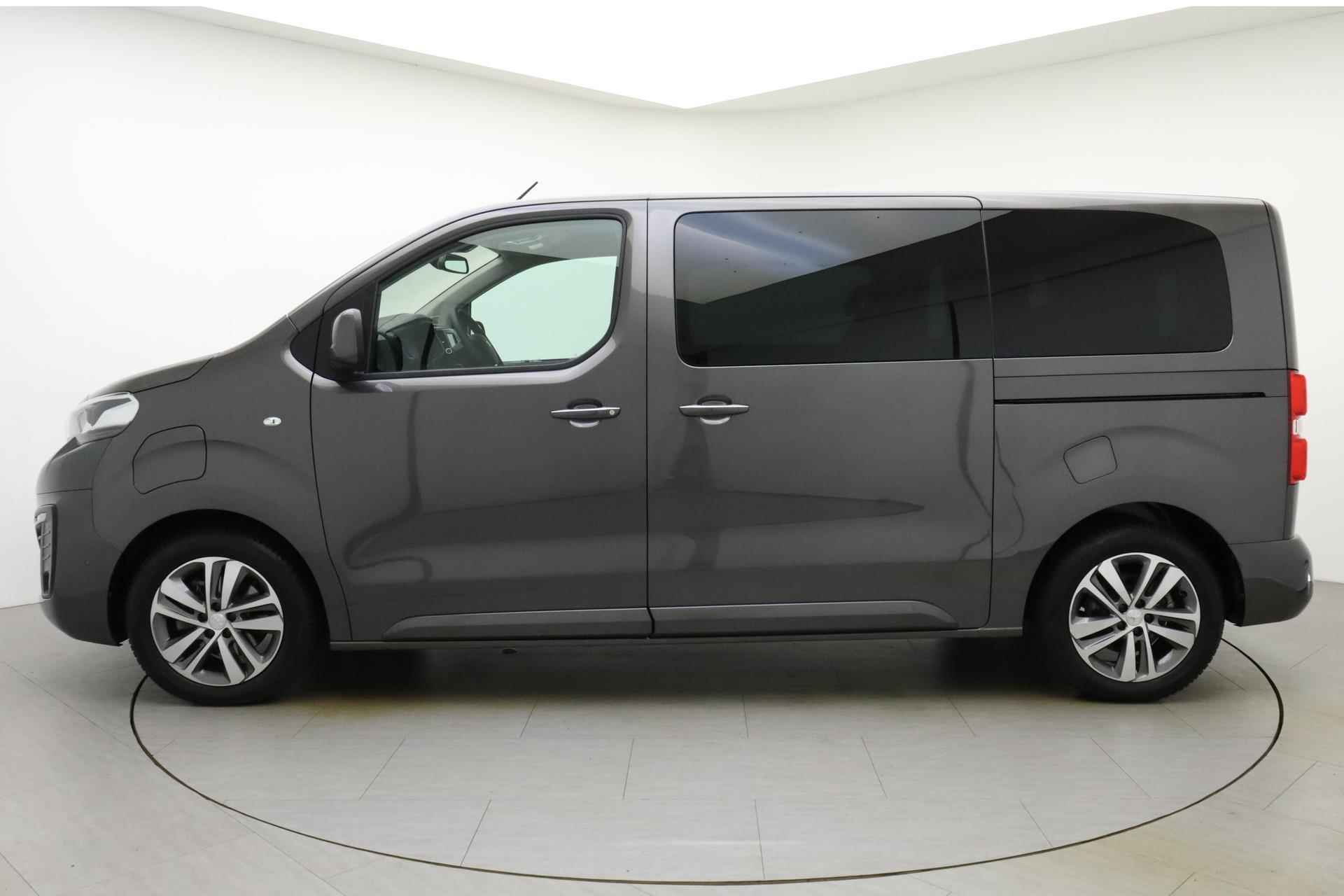 Peugeot e-Traveller 75 kWh Business Standard | 9 zits | Stoelverwarming | Achteruitrijcamera | Elektrische schuifdeuren | Keyless entry & start | Head up display | Lichtmetalen velgen | Xenon - 6/35