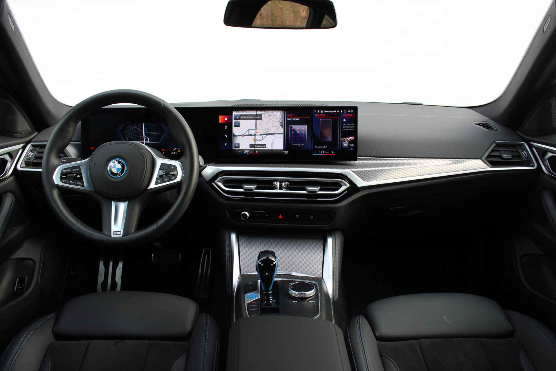 BMW i4 eDrive40 High Executive M Sport / Schuif-kanteldak / Comfort Access / Parking Assistant / Stoelverwarming - 6/34